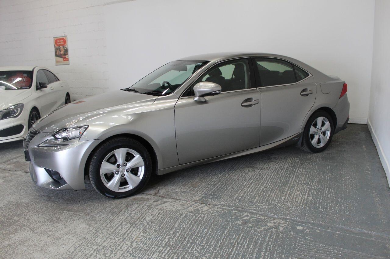 Lexus Is view 5