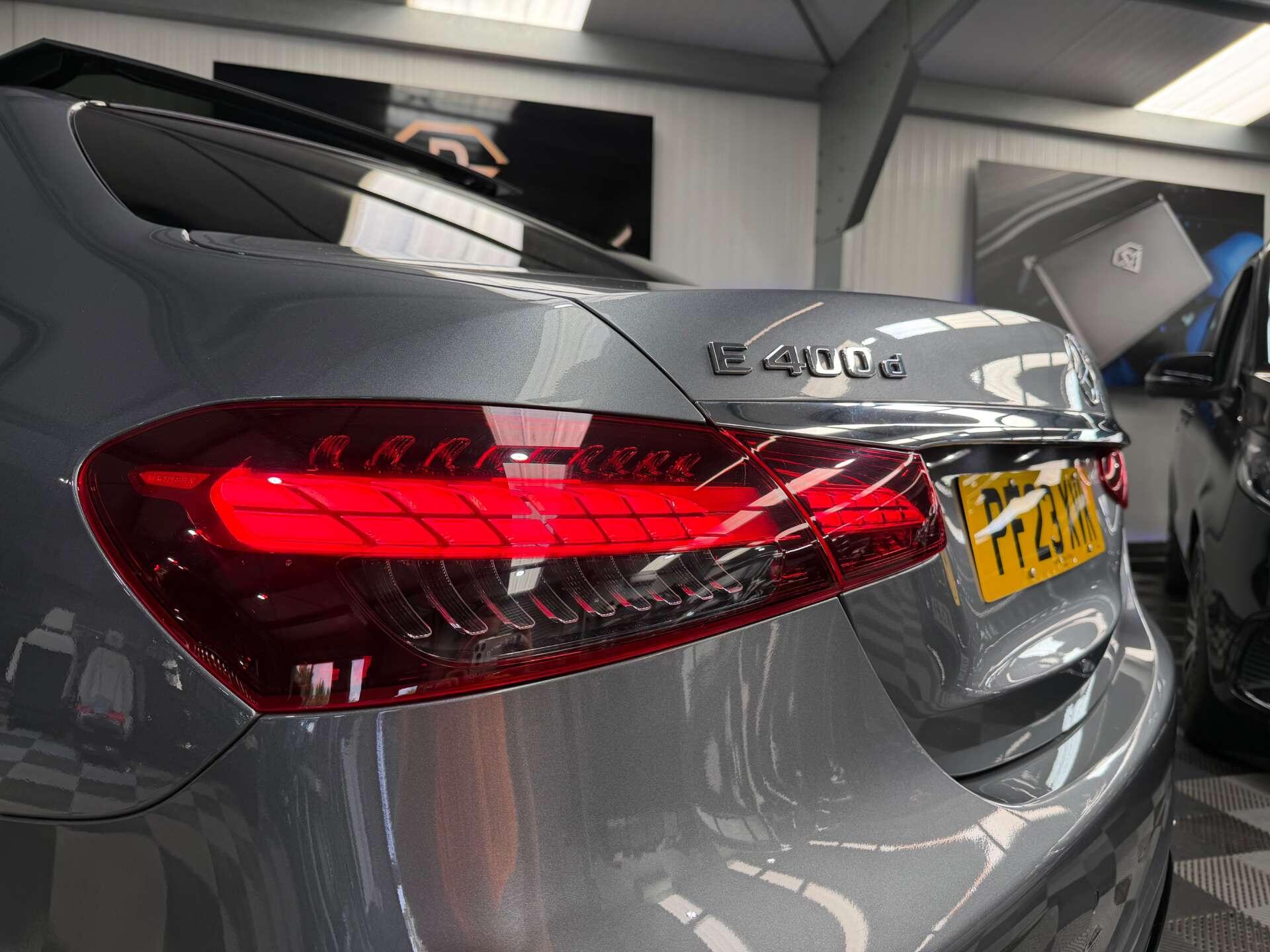 Mercedes-Benz E Class view 11