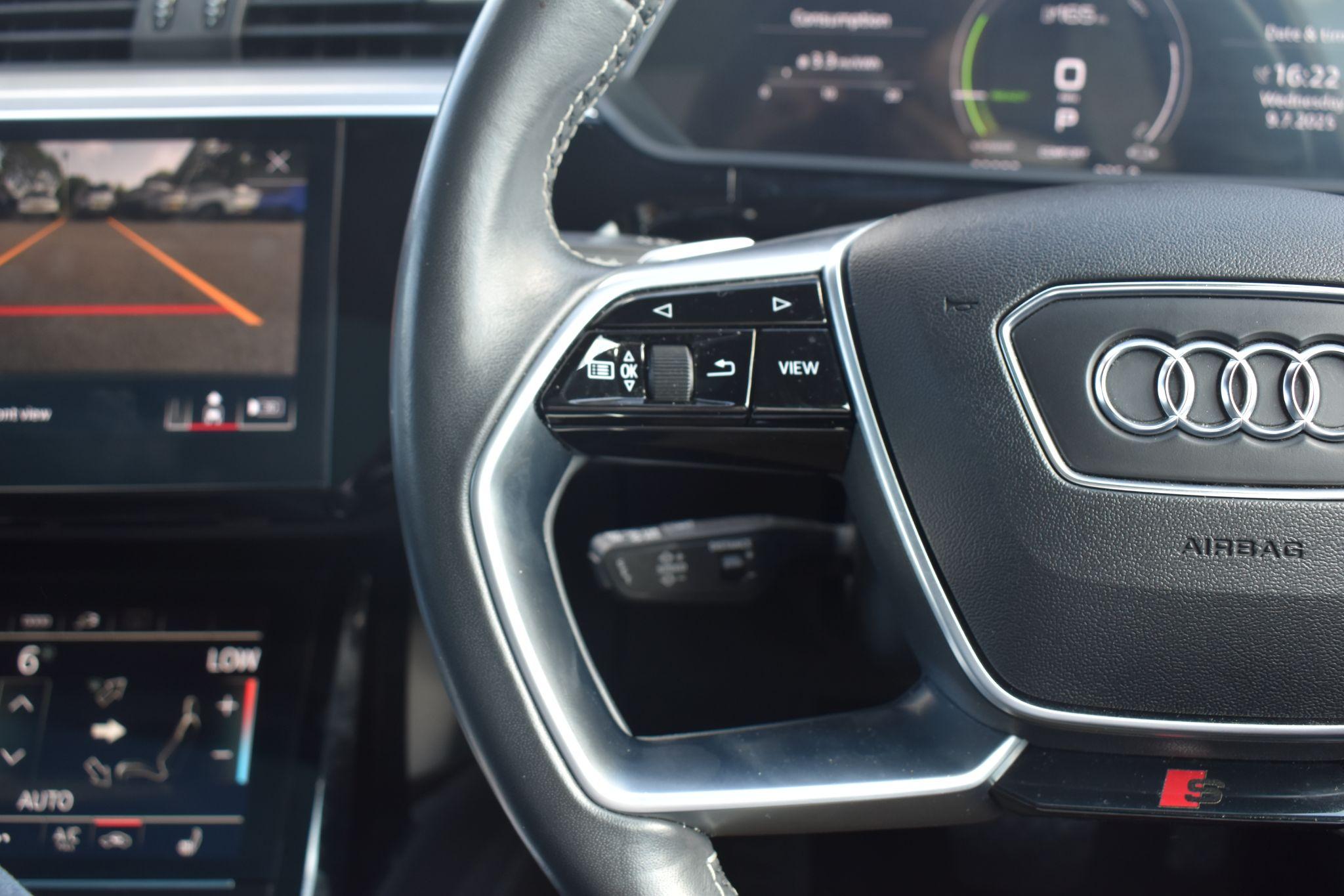 e-tron - 55 Launch Edition Sportback Auto quattro 5dr 95kWh - Image 35