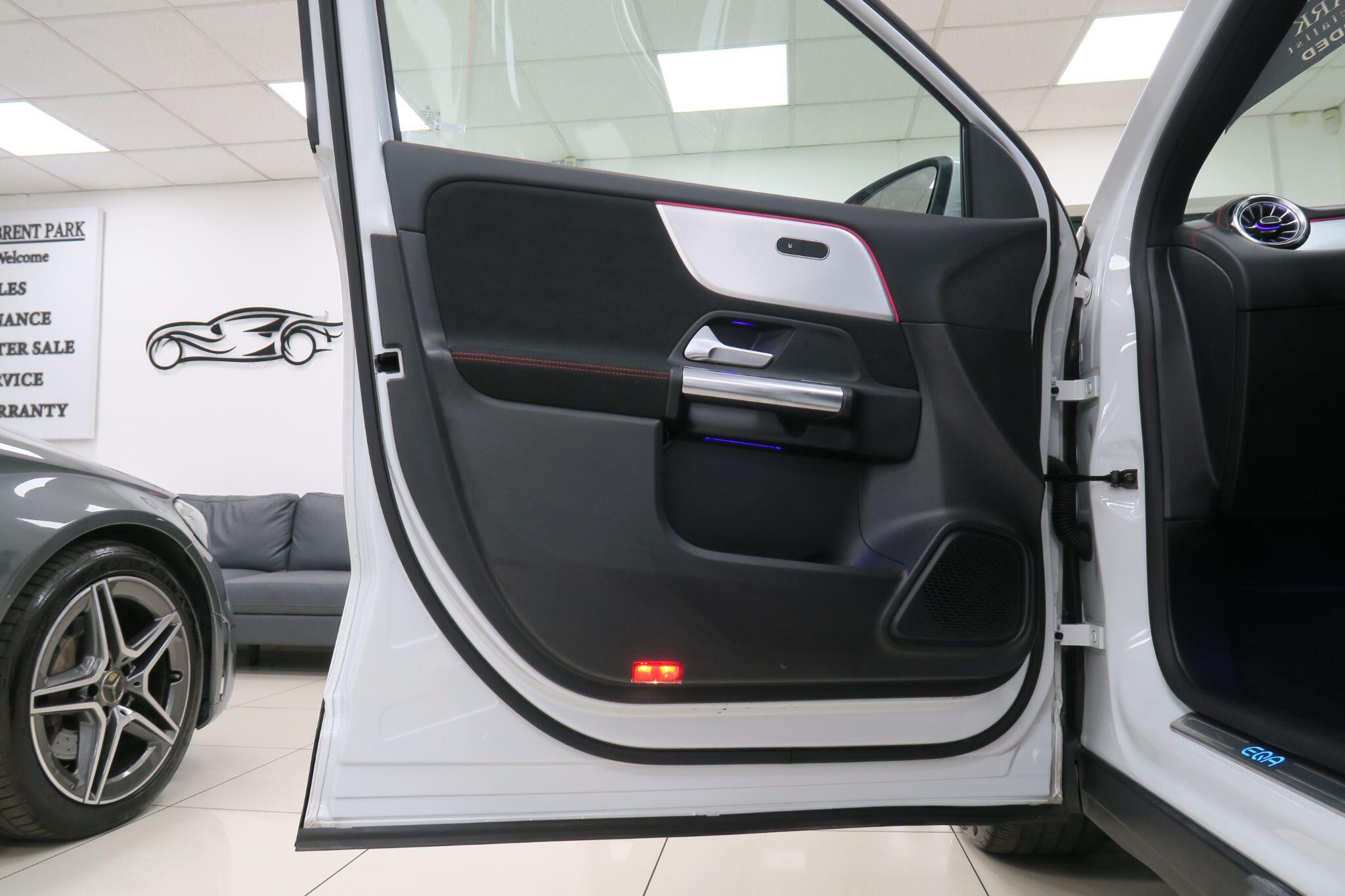 Mercedes-Benz Eqa view 13