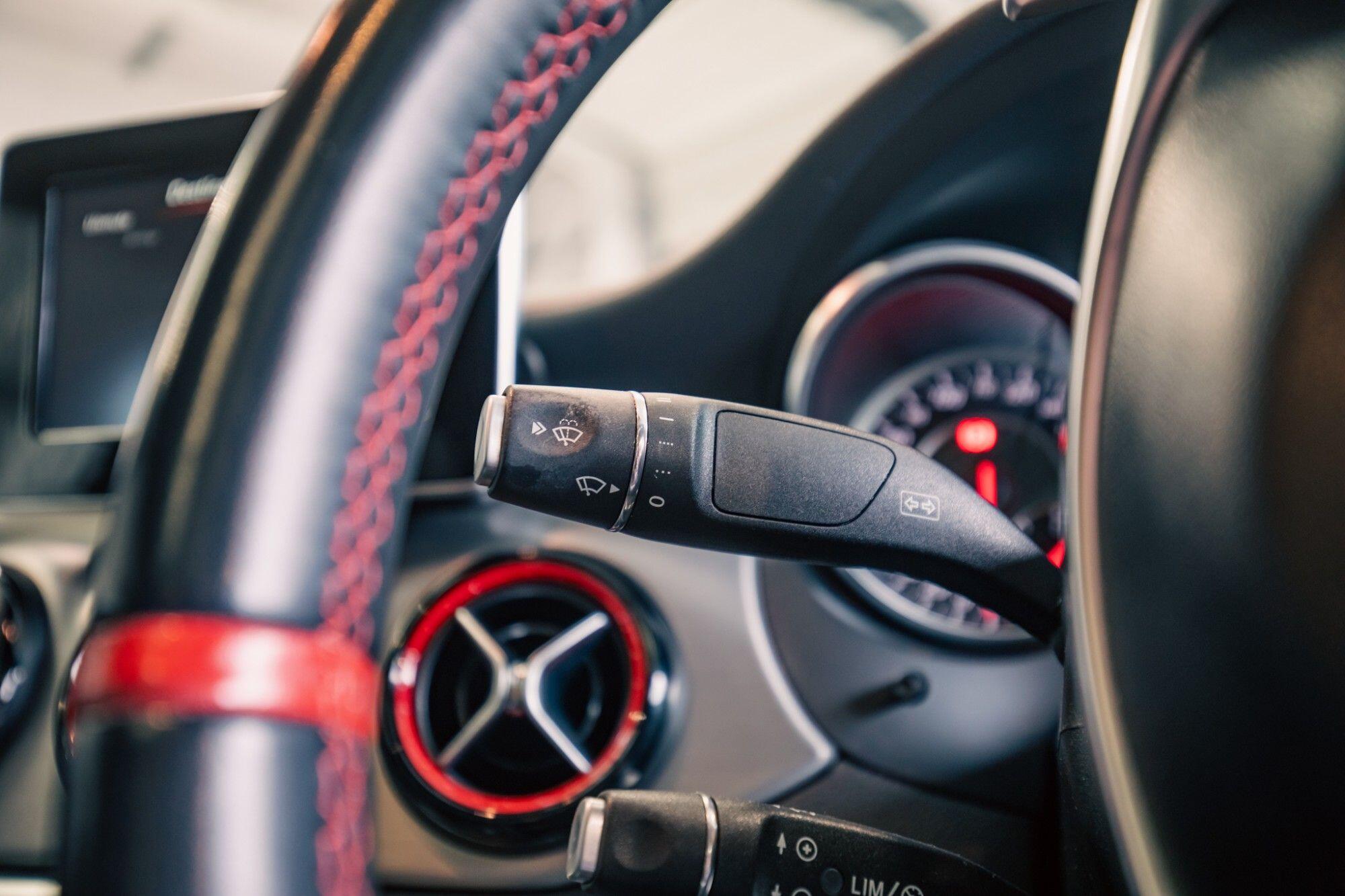 Mercedes-Benz CLA view 14