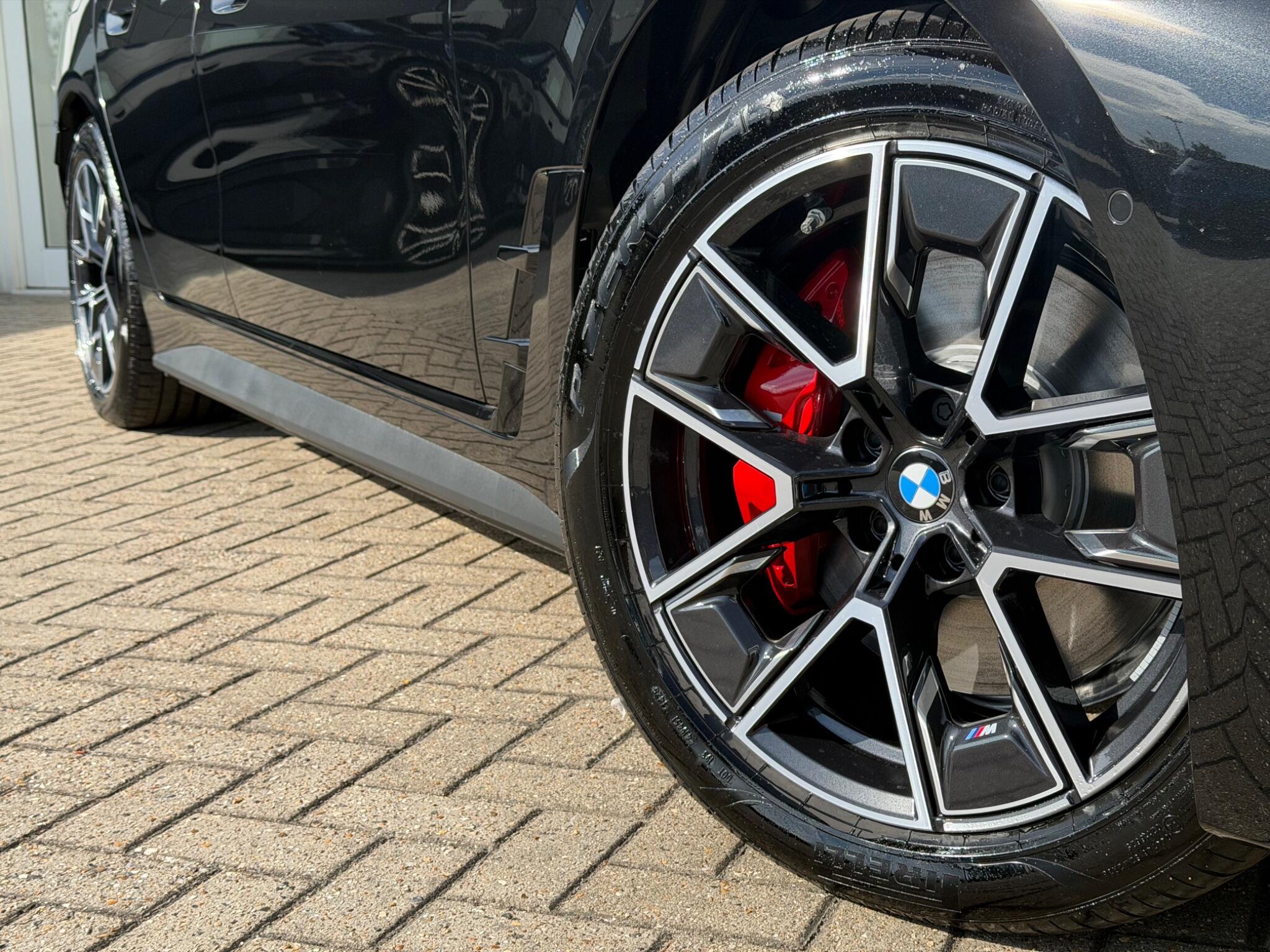 BMW I4 view 20