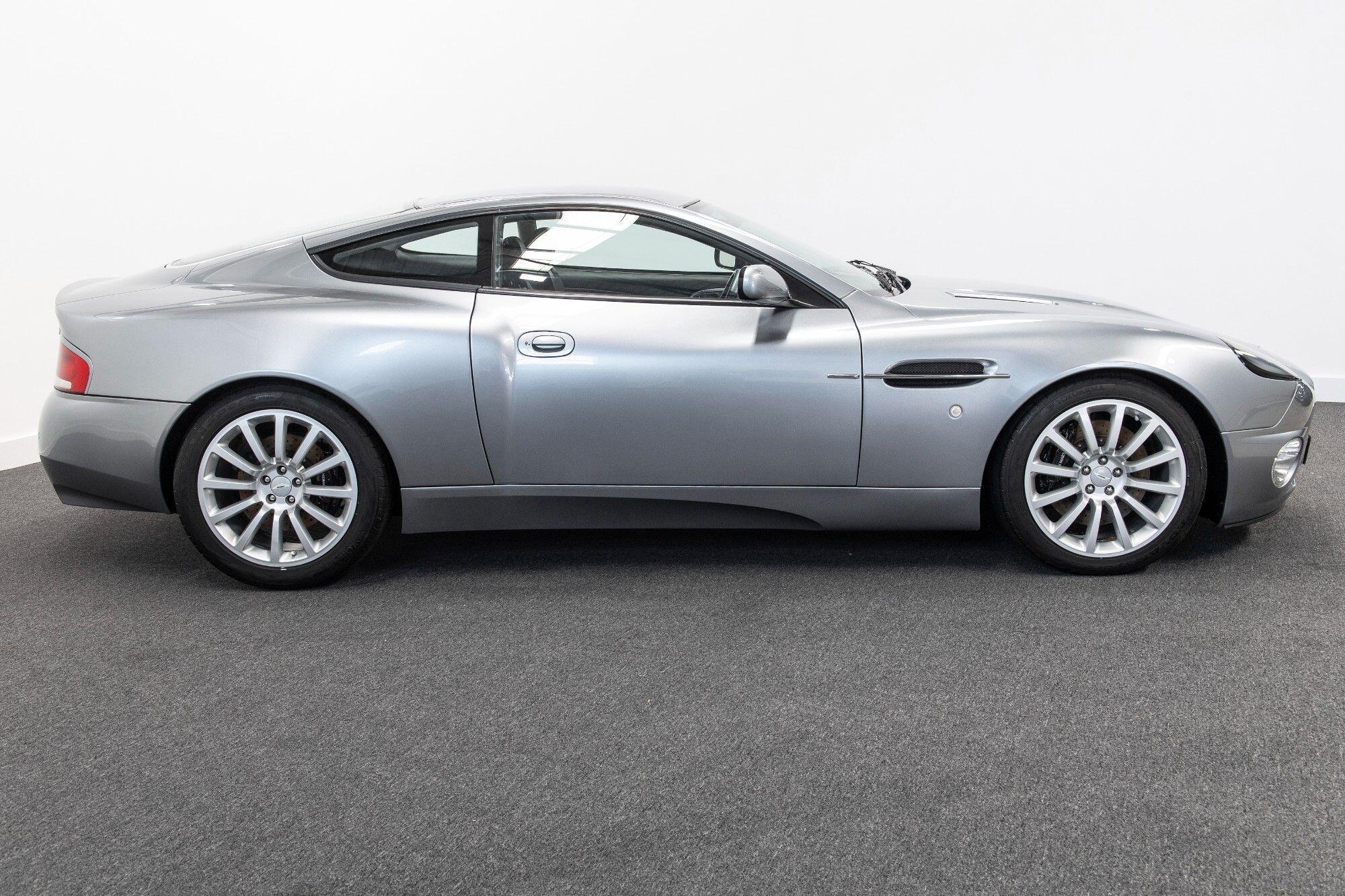 Aston Martin Vanquish view 3