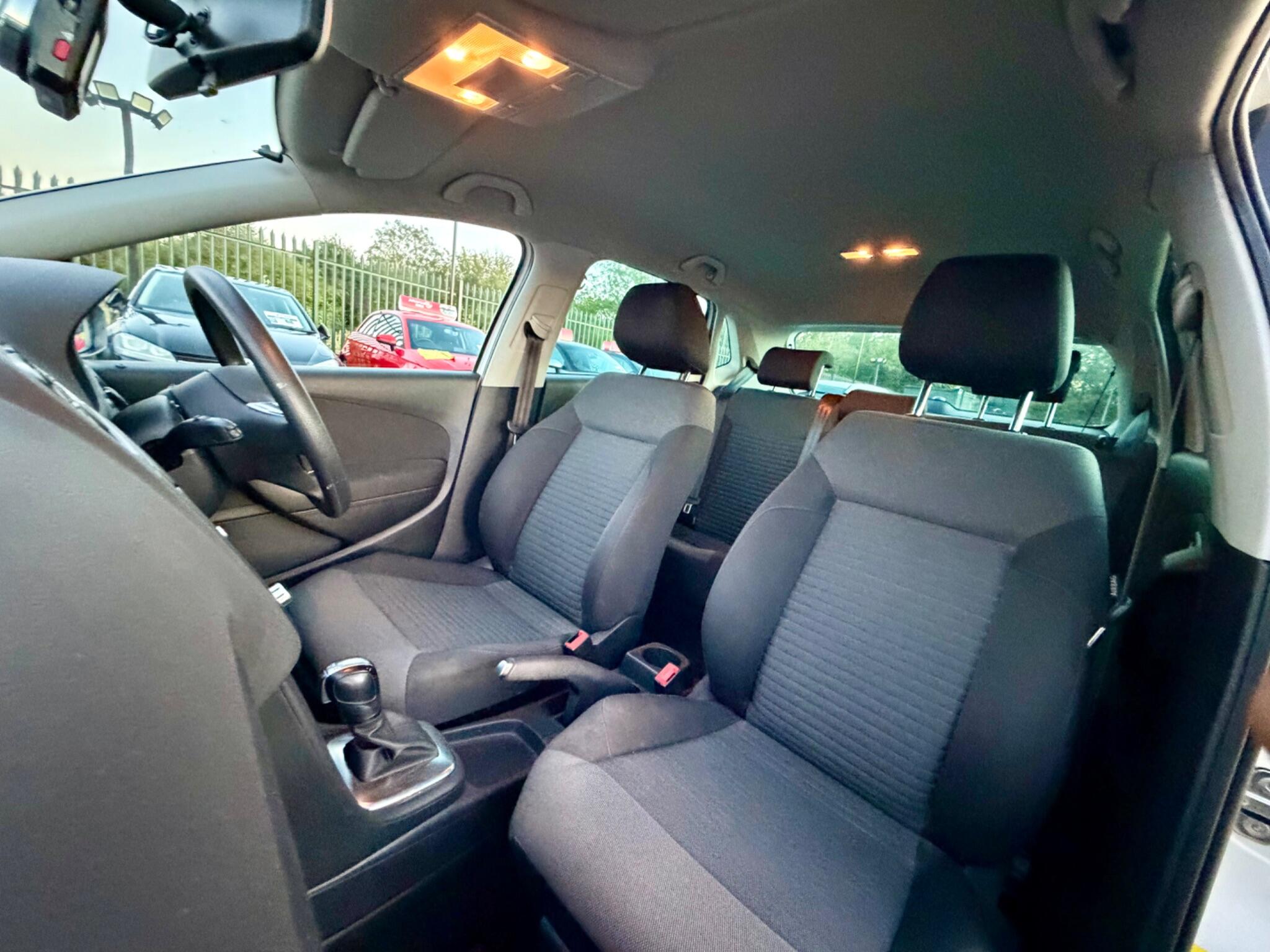 Volkswagen Polo view 53