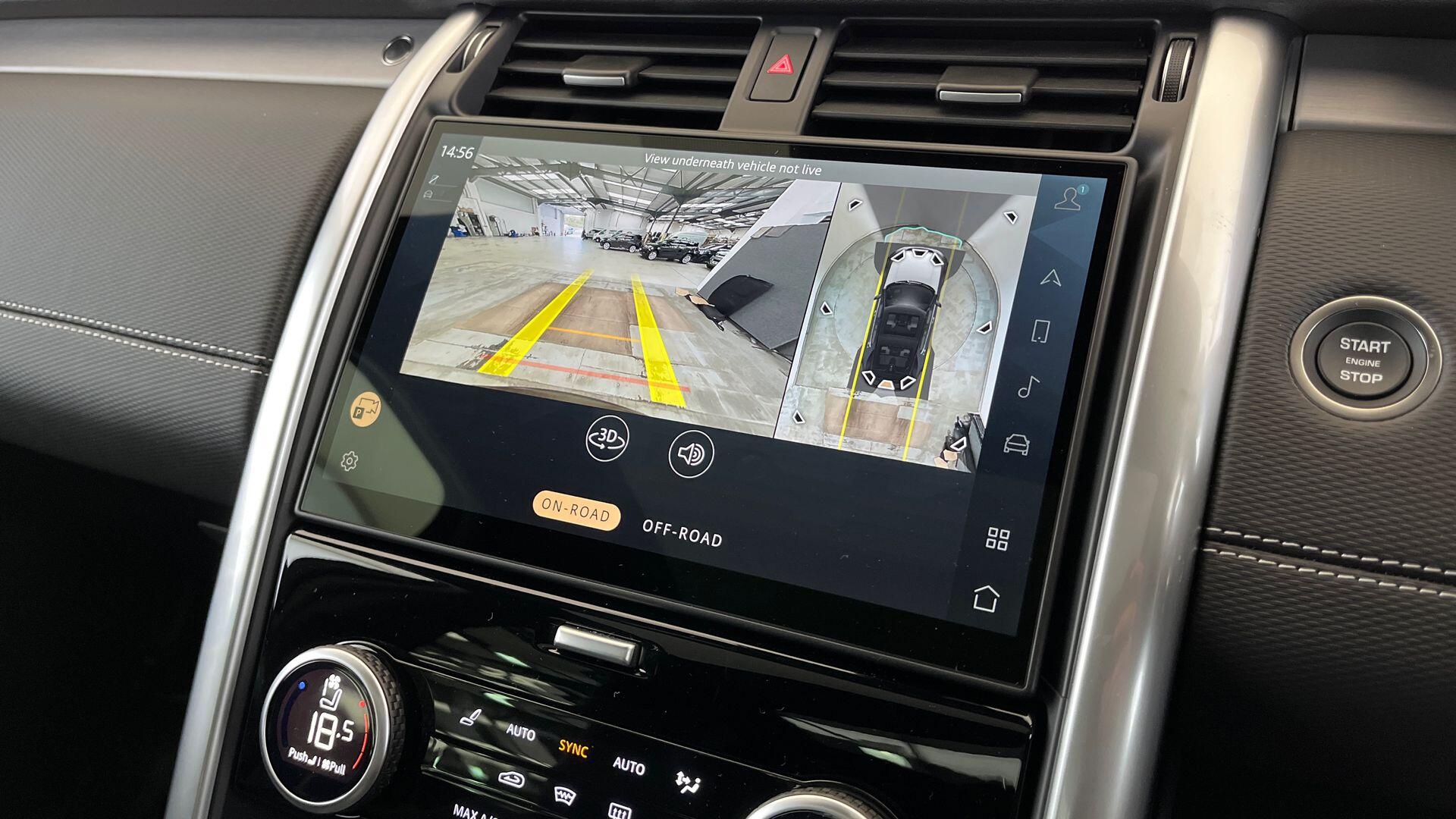 Land Rover Discovery view 12