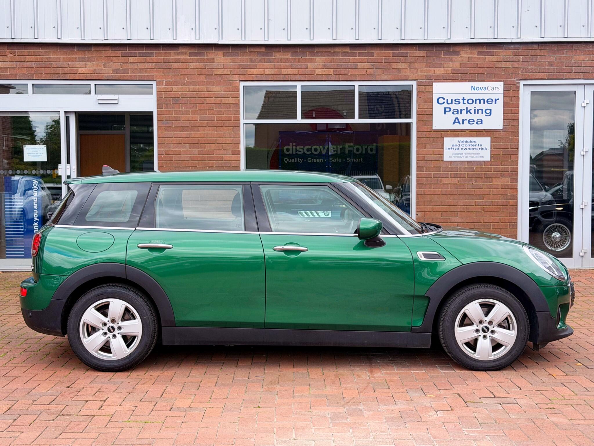 Mini Clubman view 16