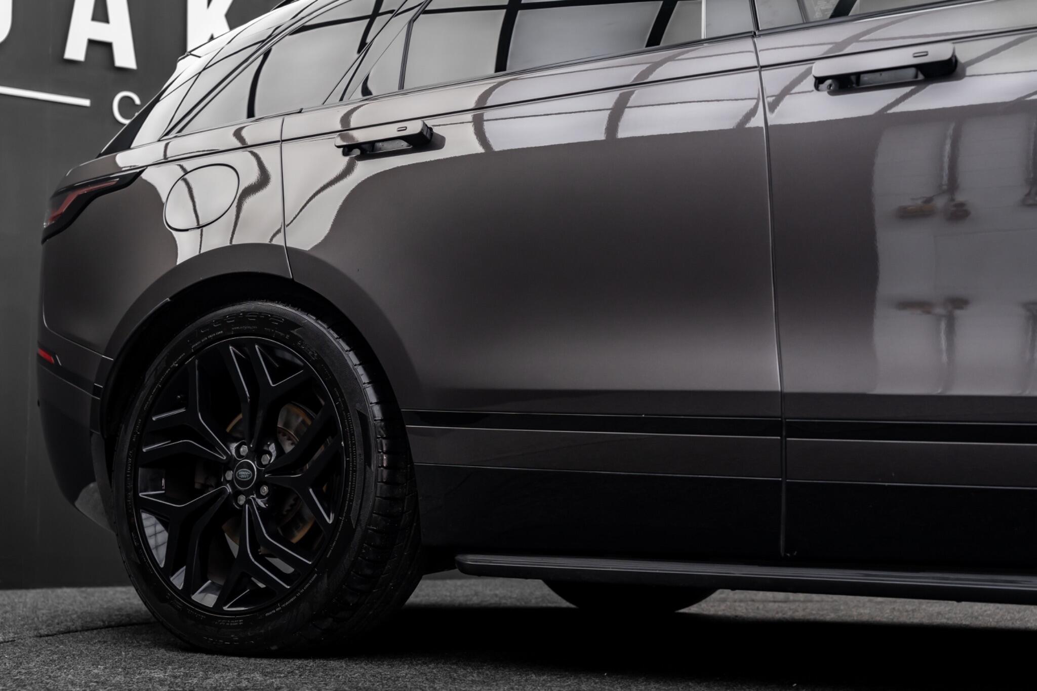Land Rover Range Rover Velar view 34