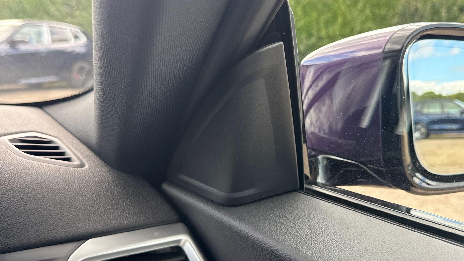 BMW 2 Series view 20