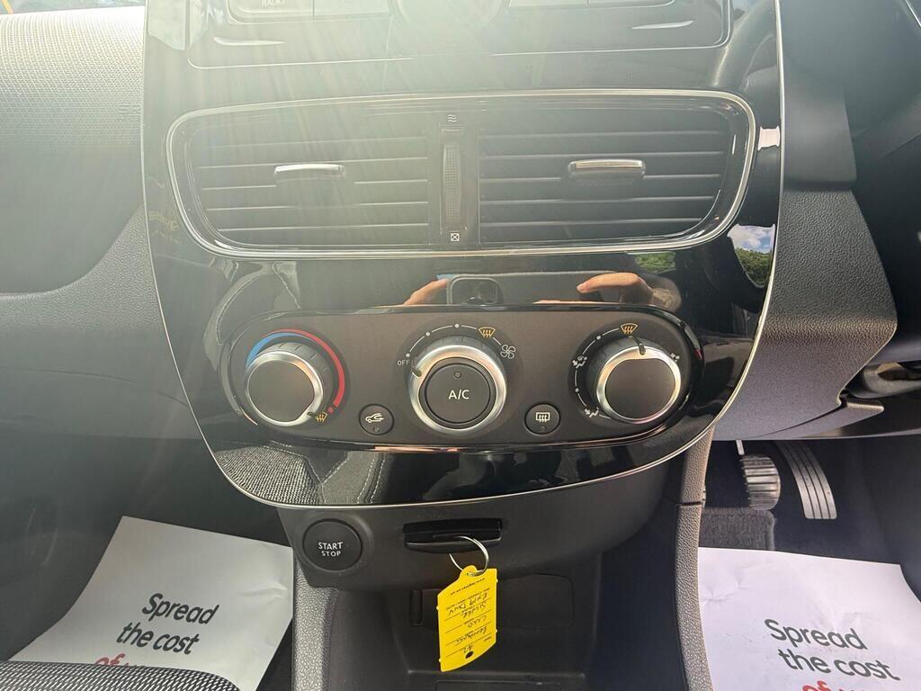 Renault Clio view 28