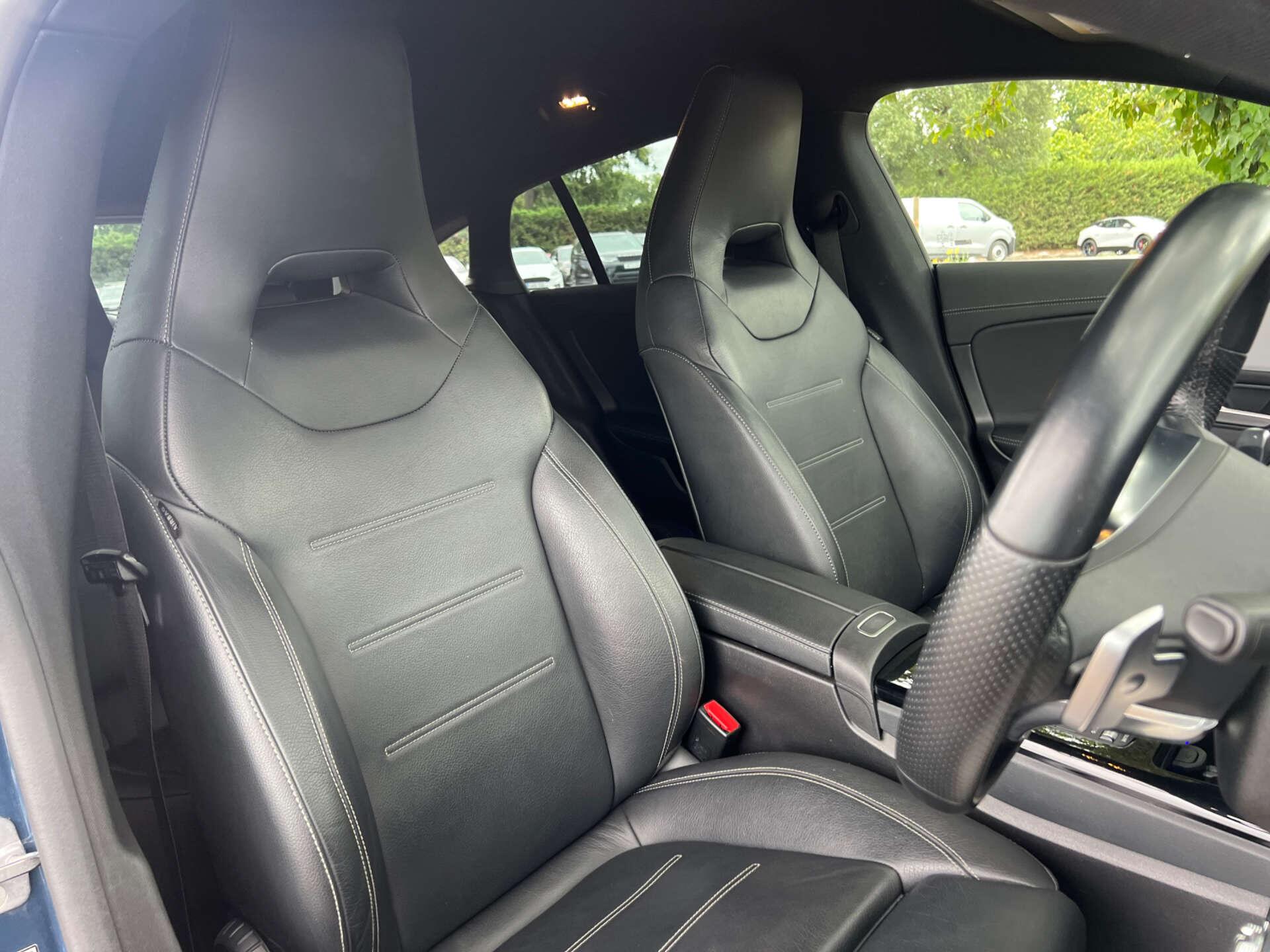 Mercedes-Benz Cla view 8