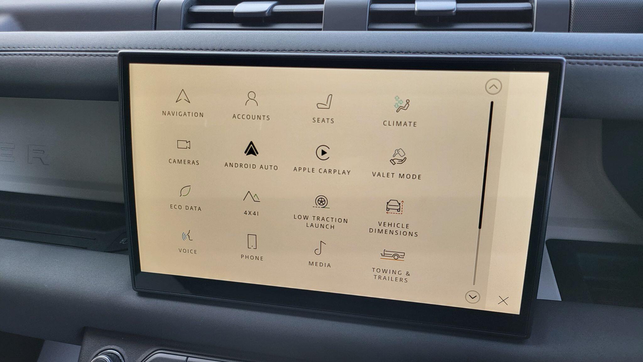 Land Rover Defender view 29