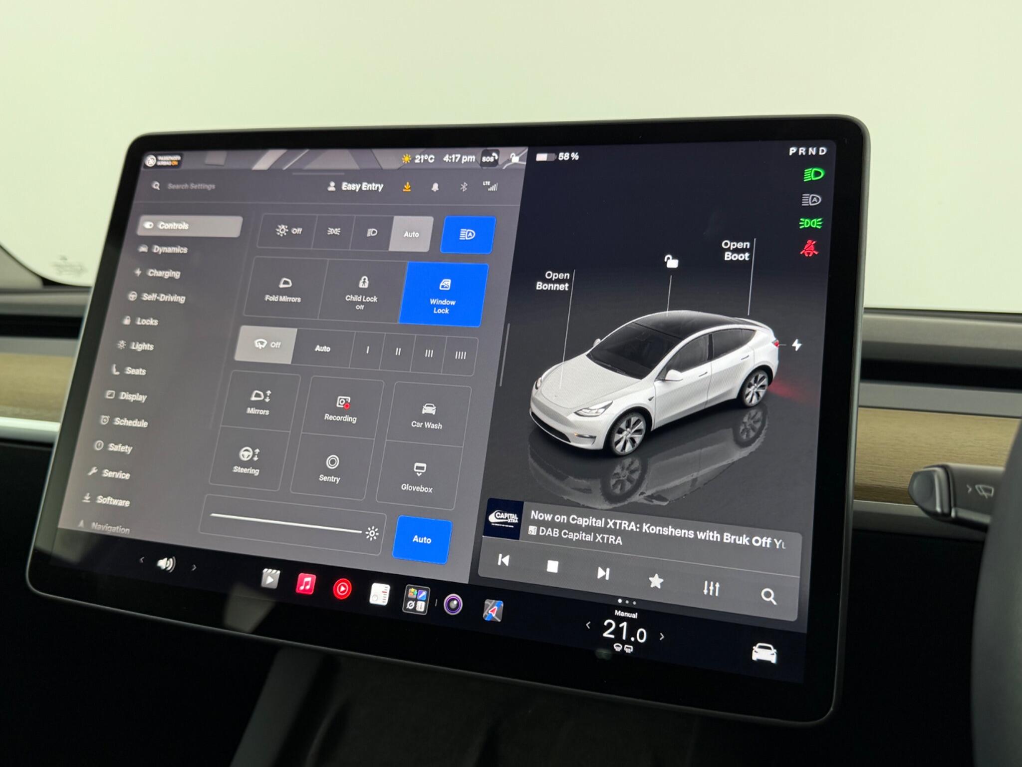 Tesla Model Y view 24