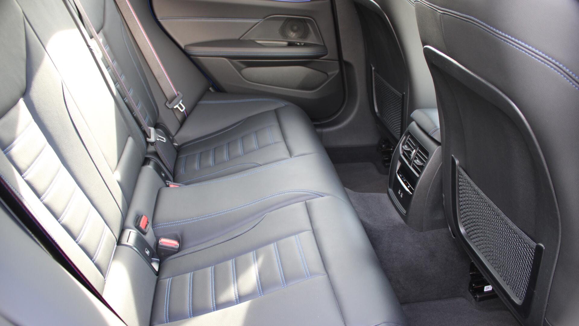 BMW 4 Series view 6