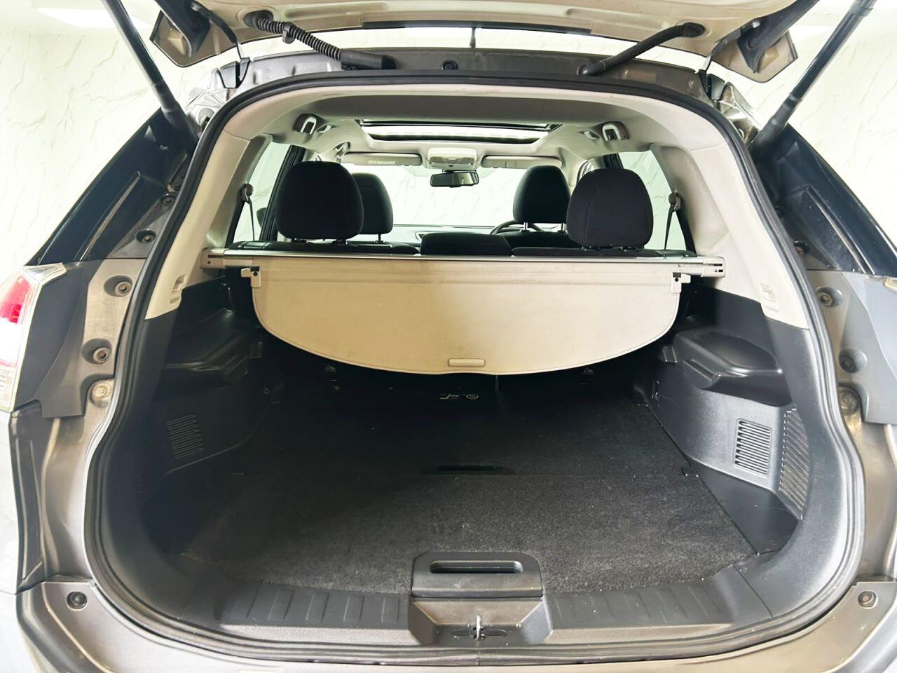 Nissan X-Trail view 23
