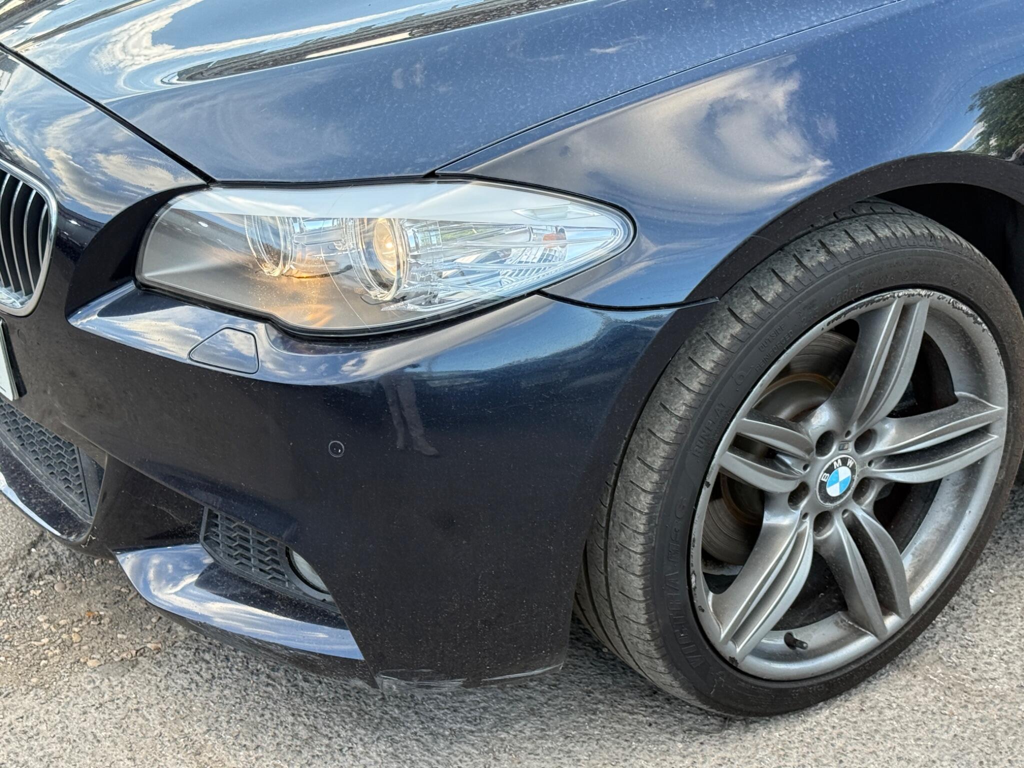 BMW 5 Series - Image 24