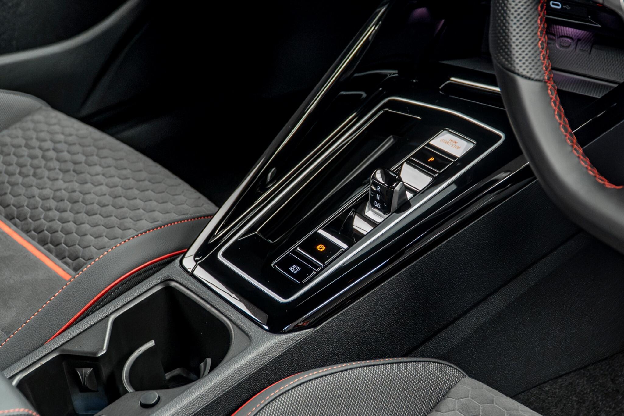 Volkswagen Golf view 35