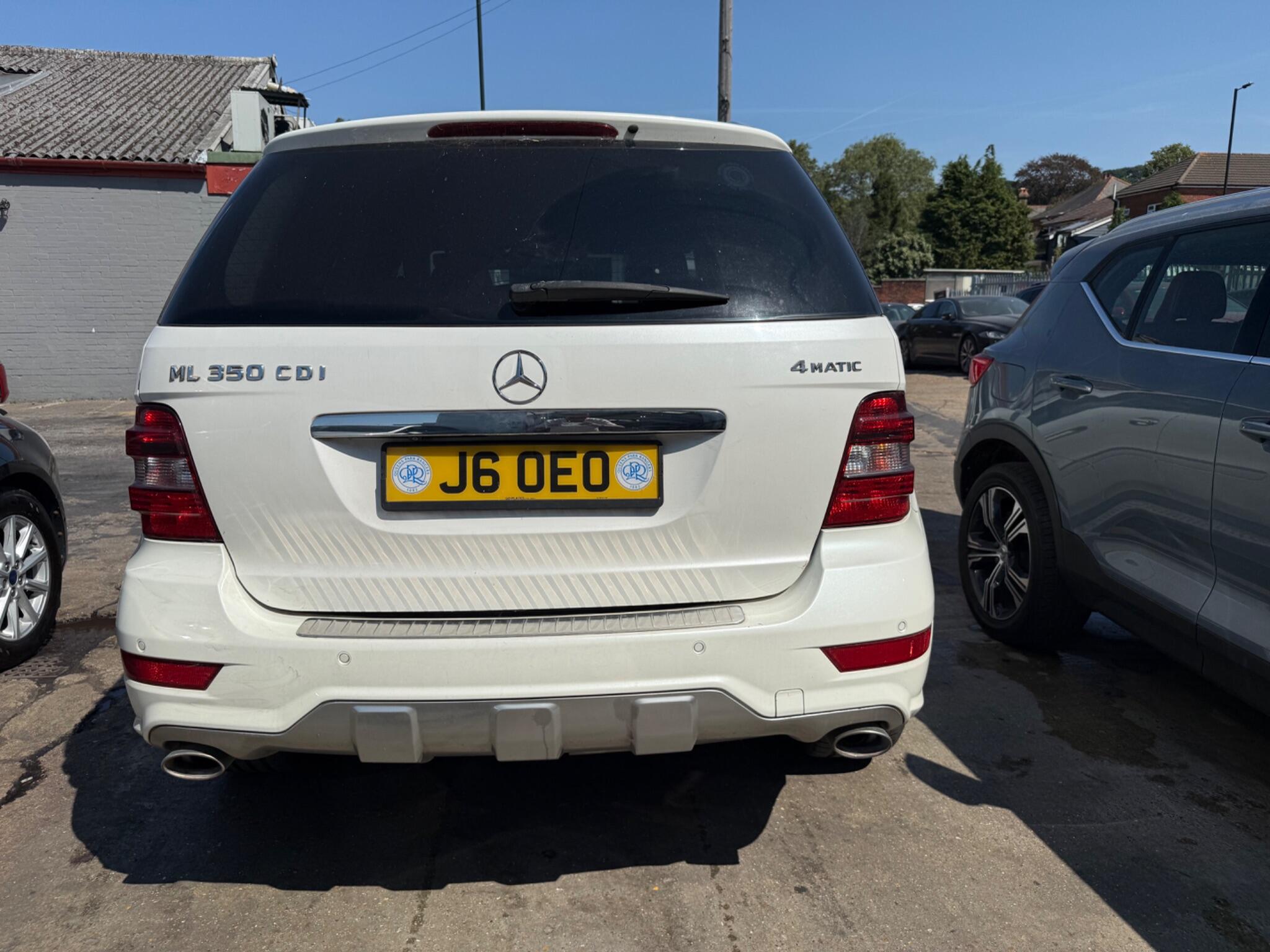 Mercedes-Benz M Class view 4