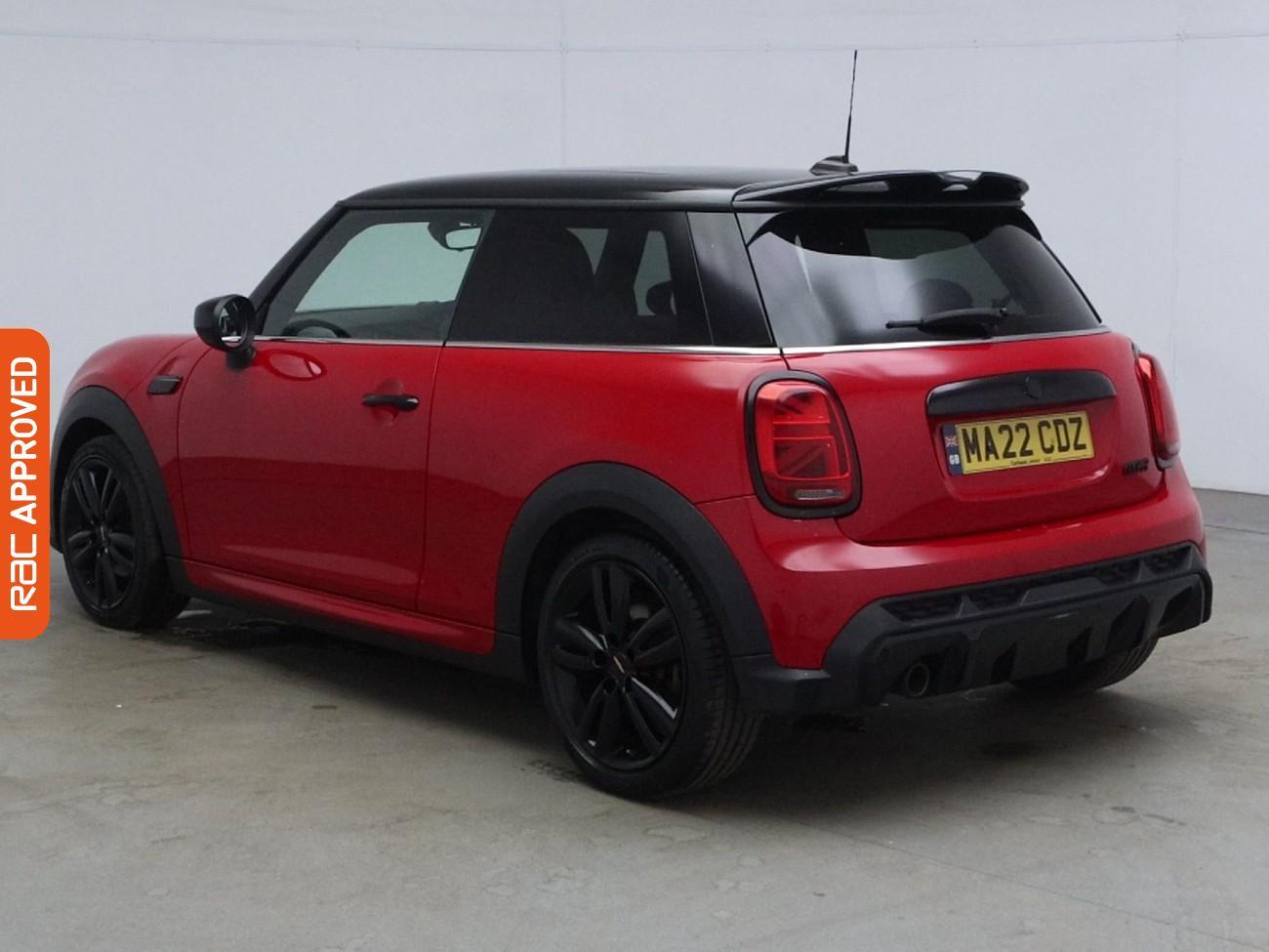 Mini Hatch view 4