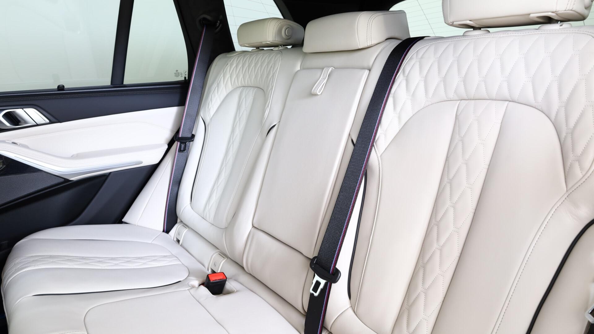 BMW X5 view 12
