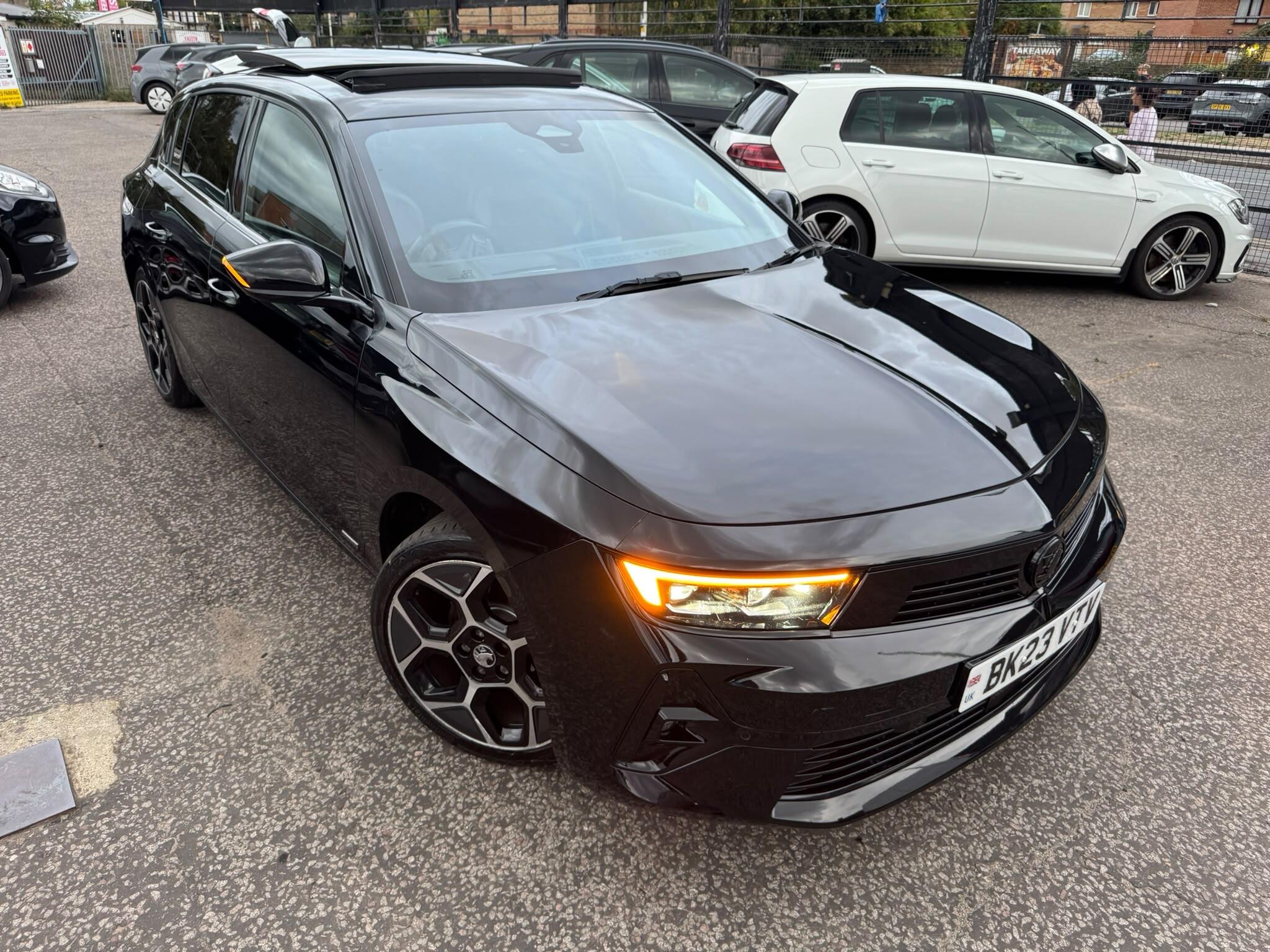 Vauxhall Astra view 5