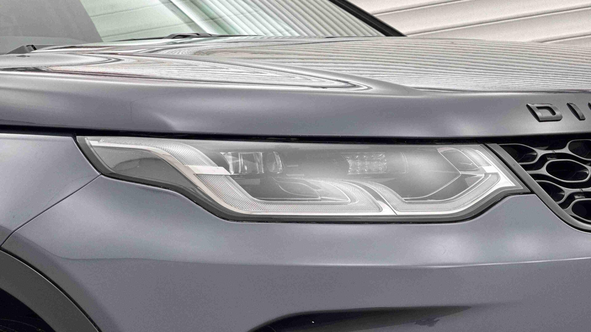 Land Rover Discovery Sport view 17