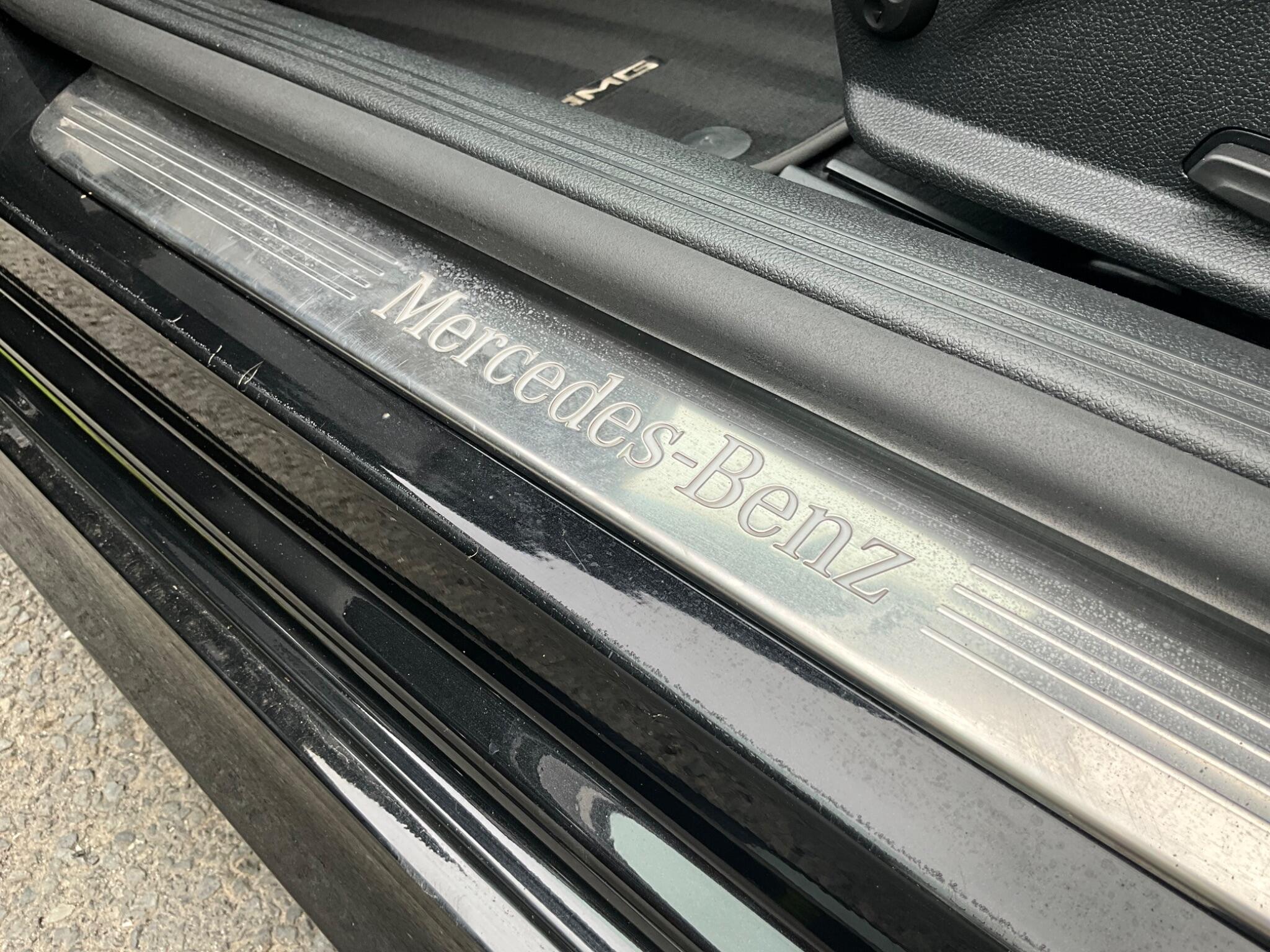 Mercedes-Benz E Class view 44