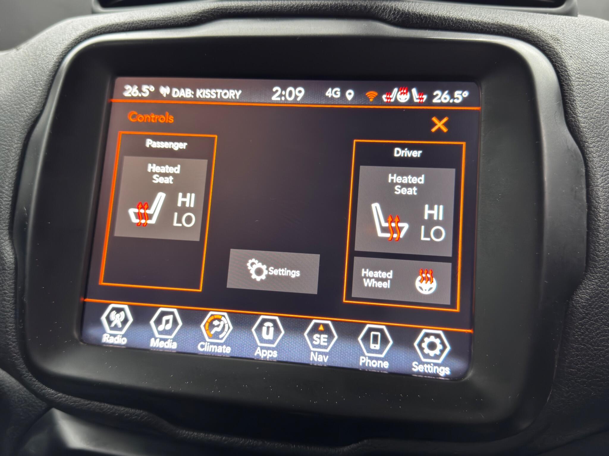 Jeep Renegade view 33