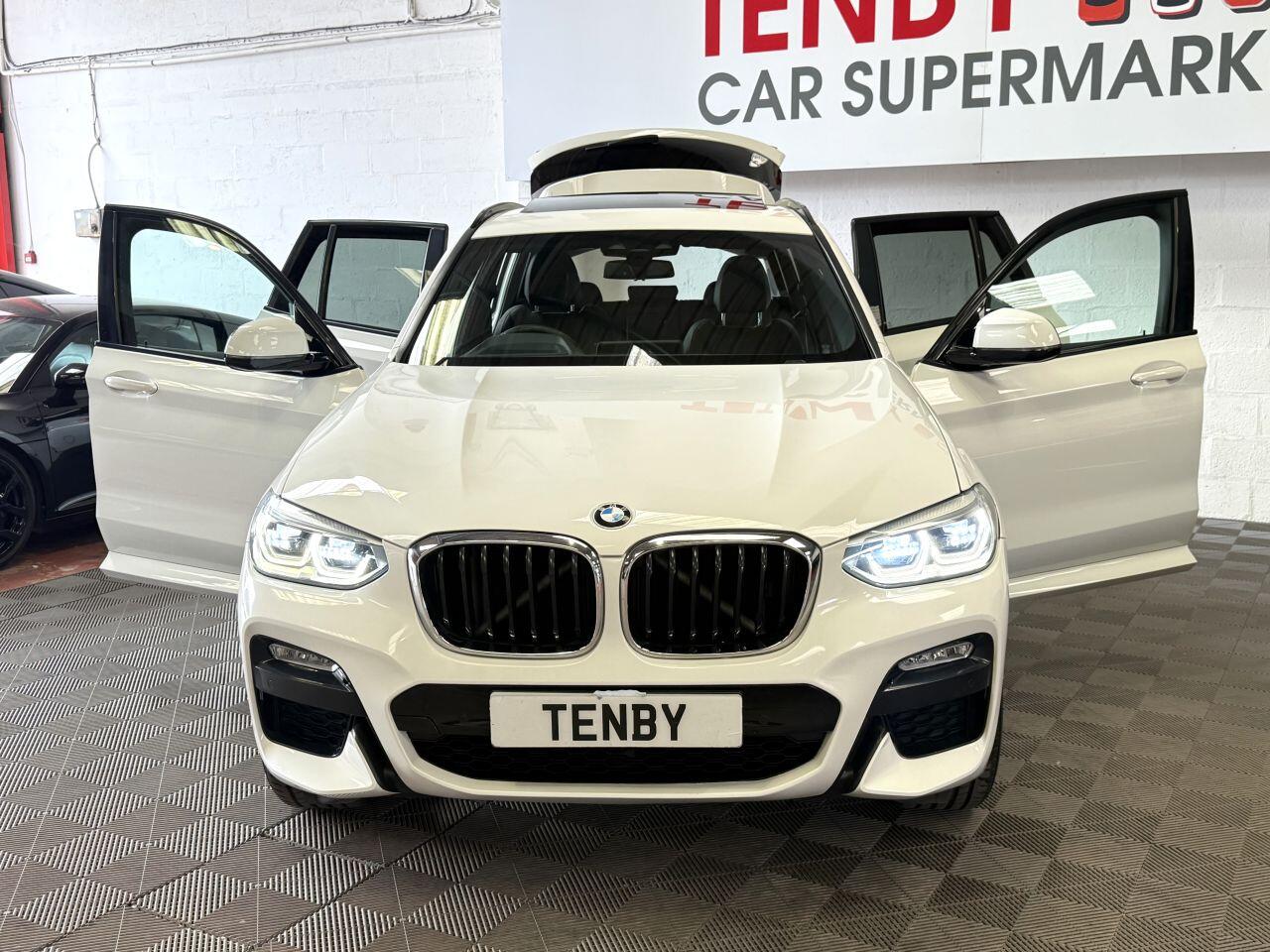 BMW X3 view 12