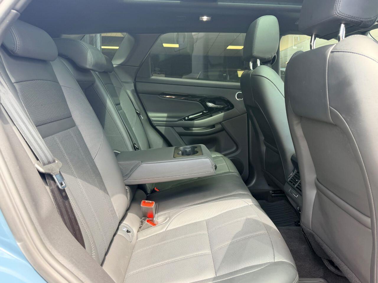 Land Rover Range Rover Evoque view 44