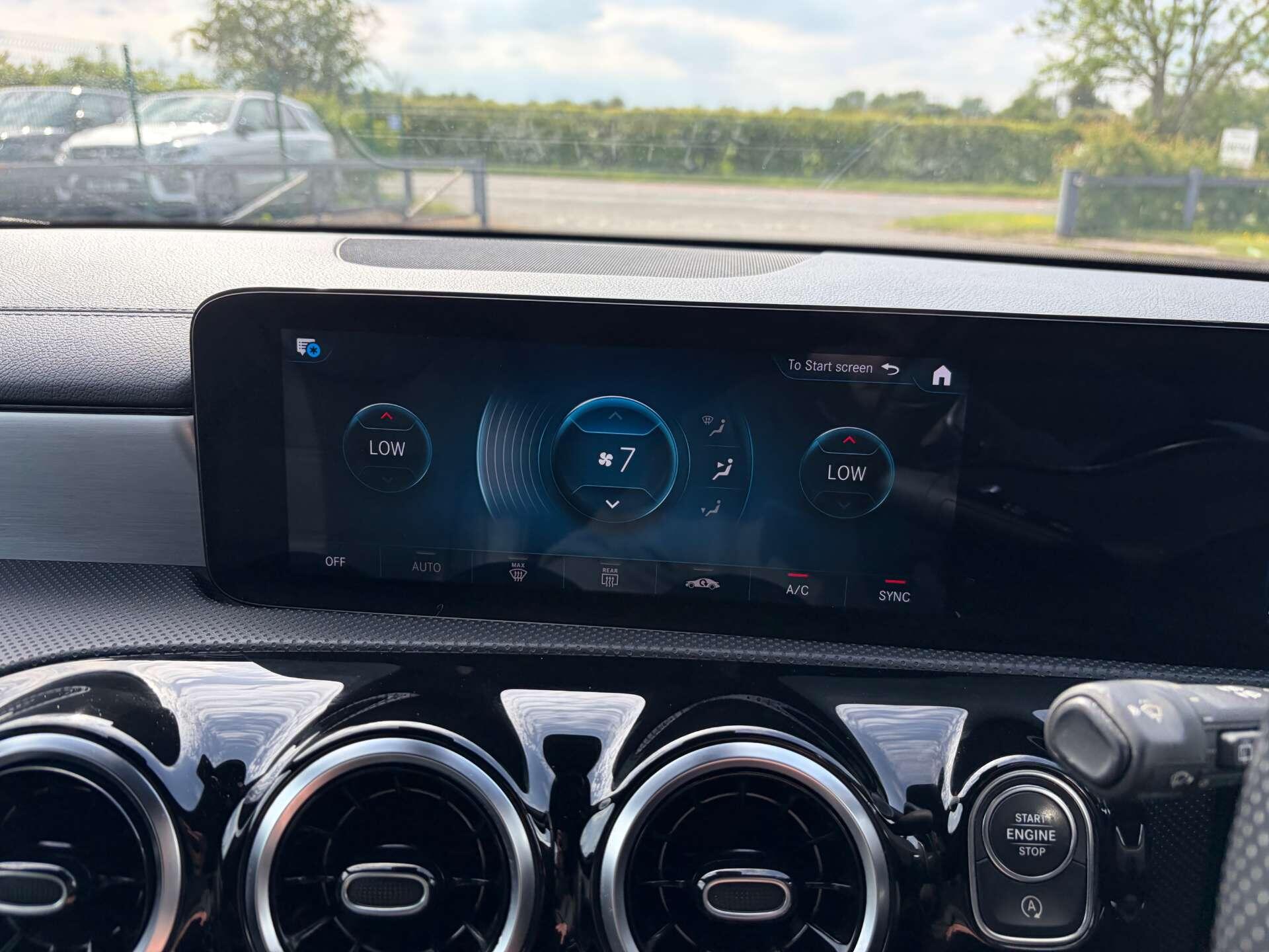 Mercedes-Benz Cla view 58