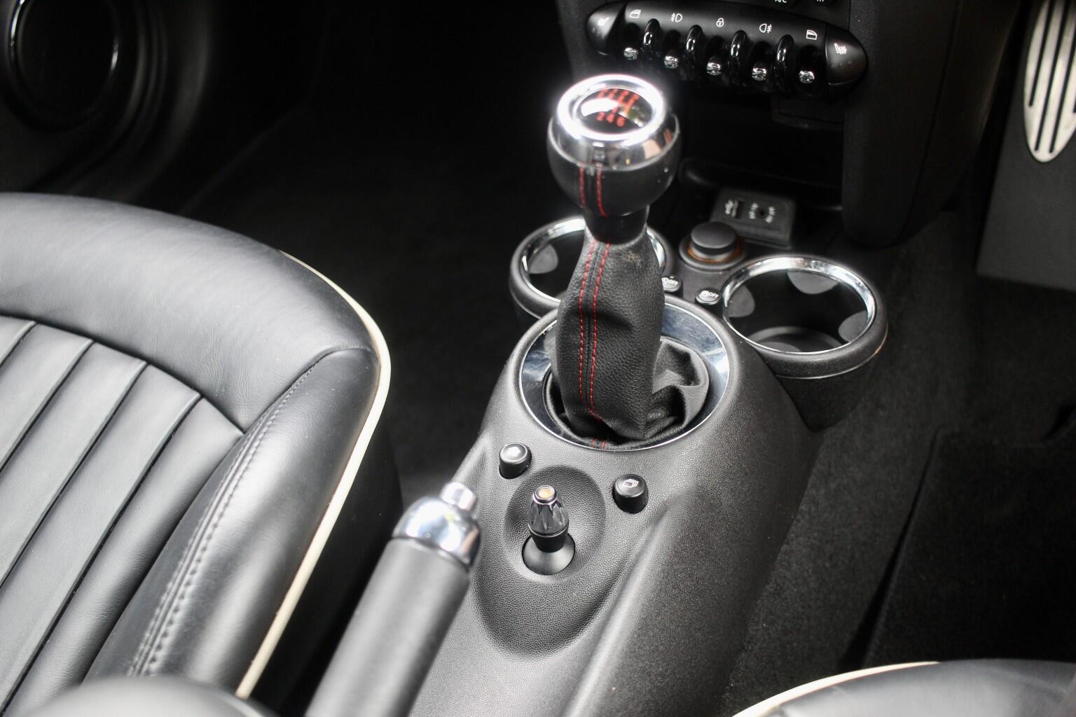 MINI Coupe view 11