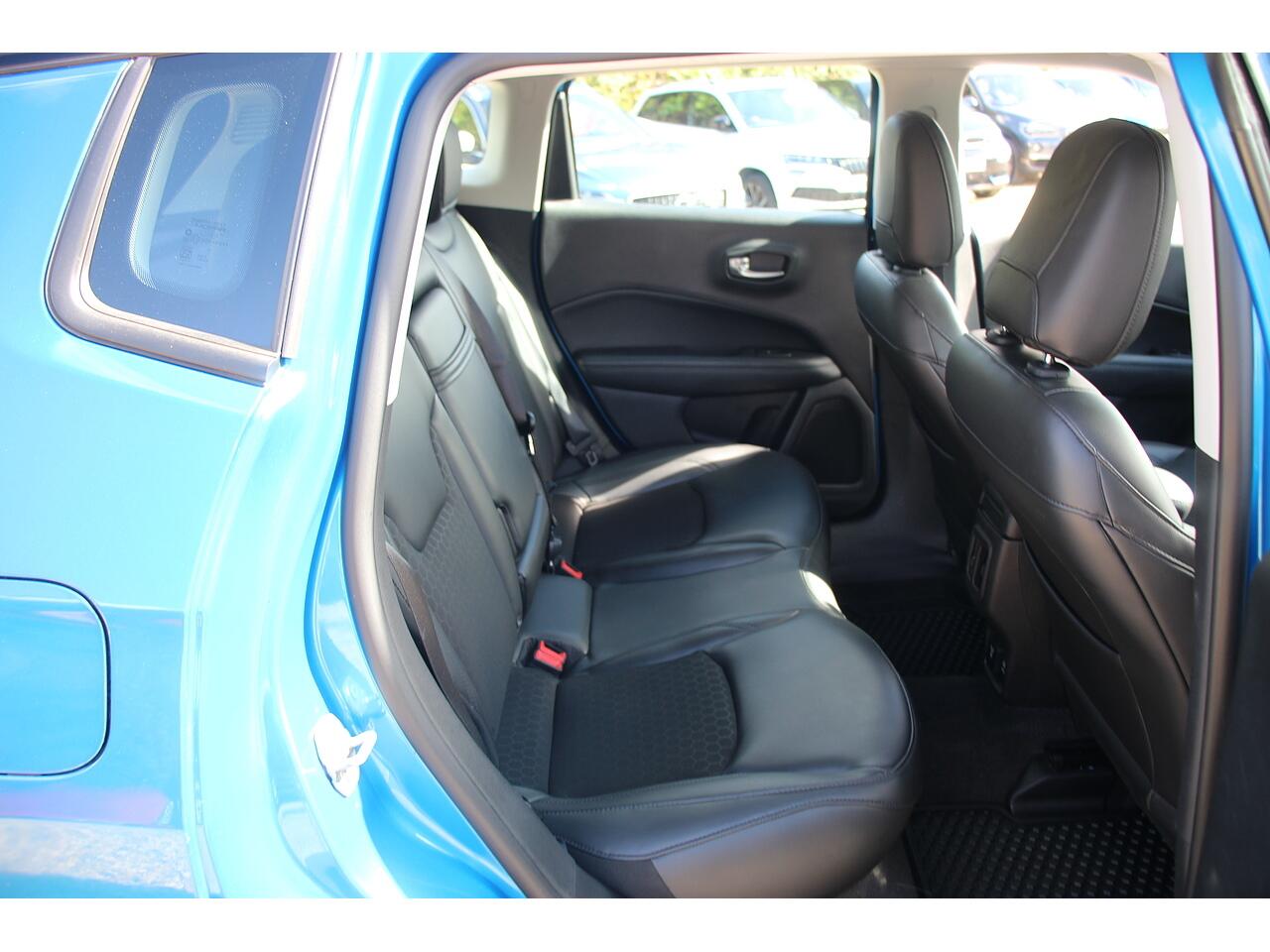 Jeep Compass view 18