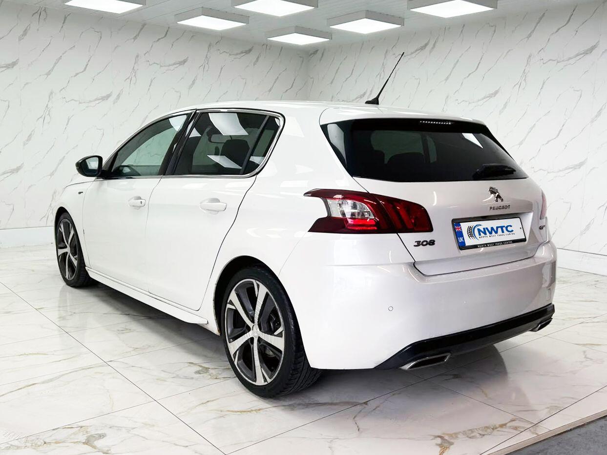 Peugeot 308 view 8