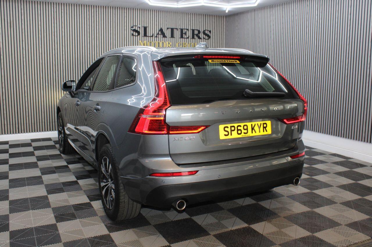 Volvo XC60 view 10