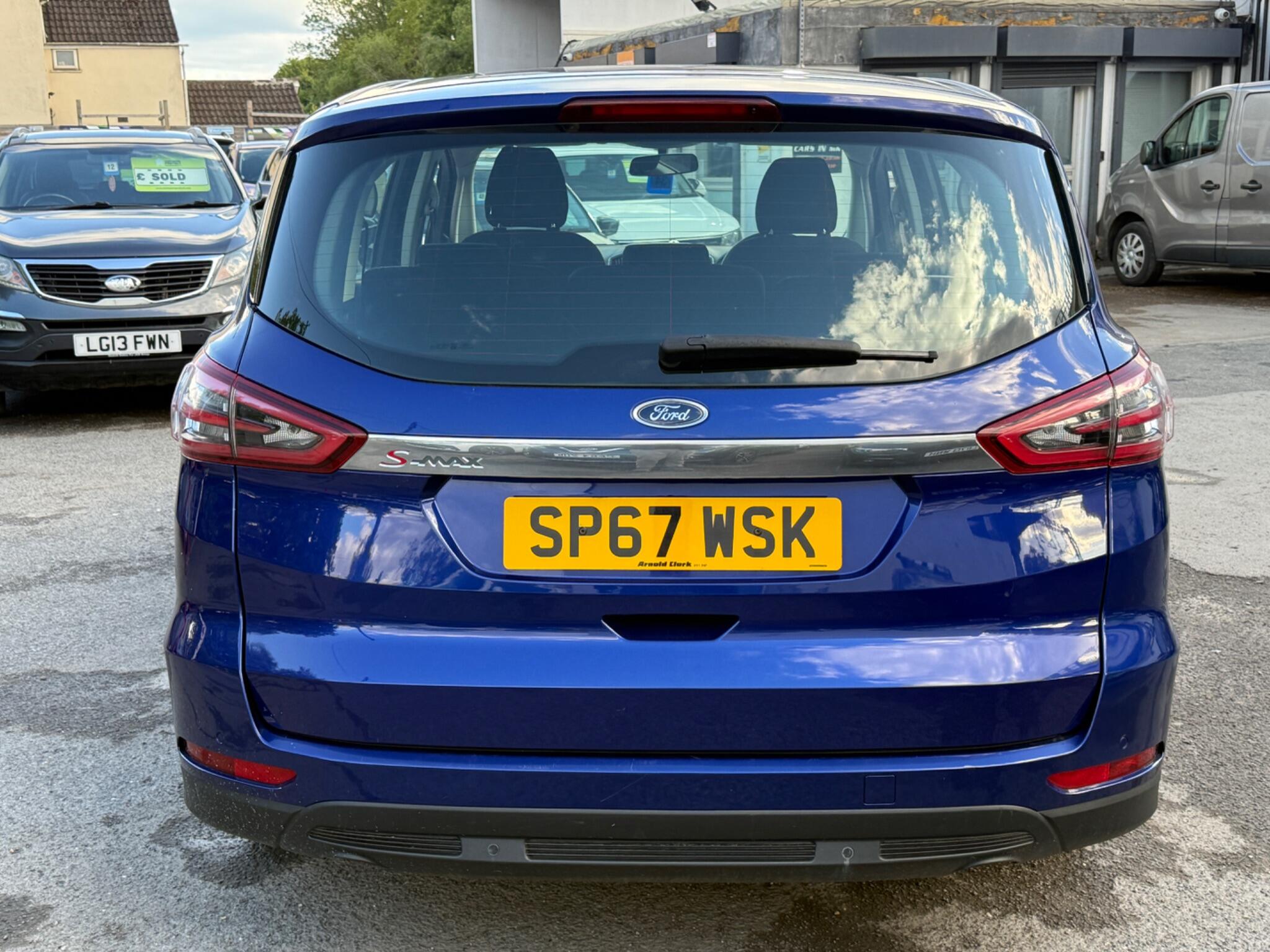 Ford S-Max - Image 16