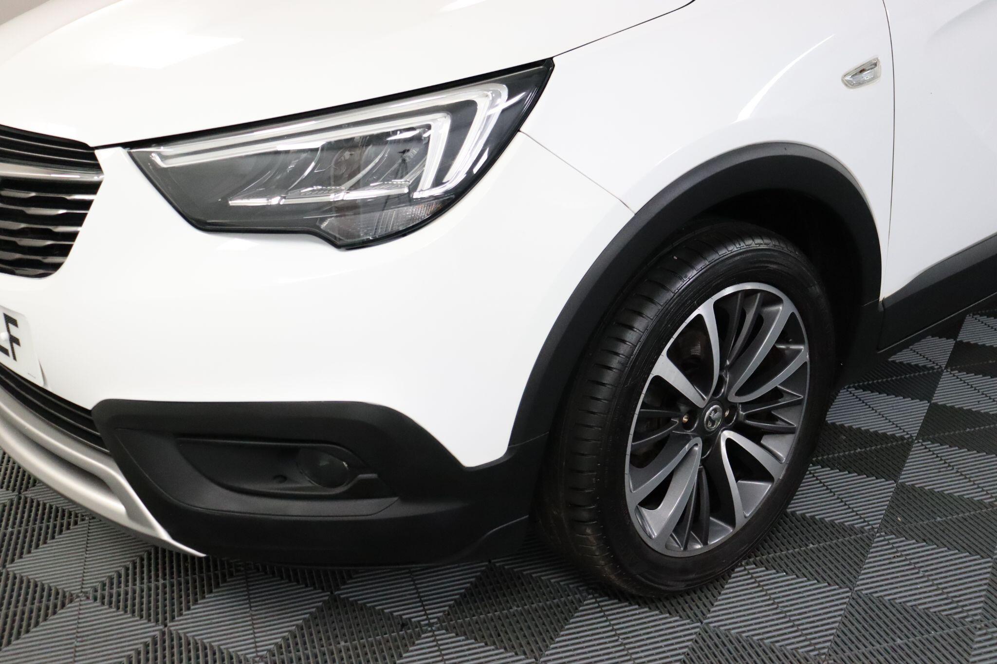 Vauxhall Crossland X view 31