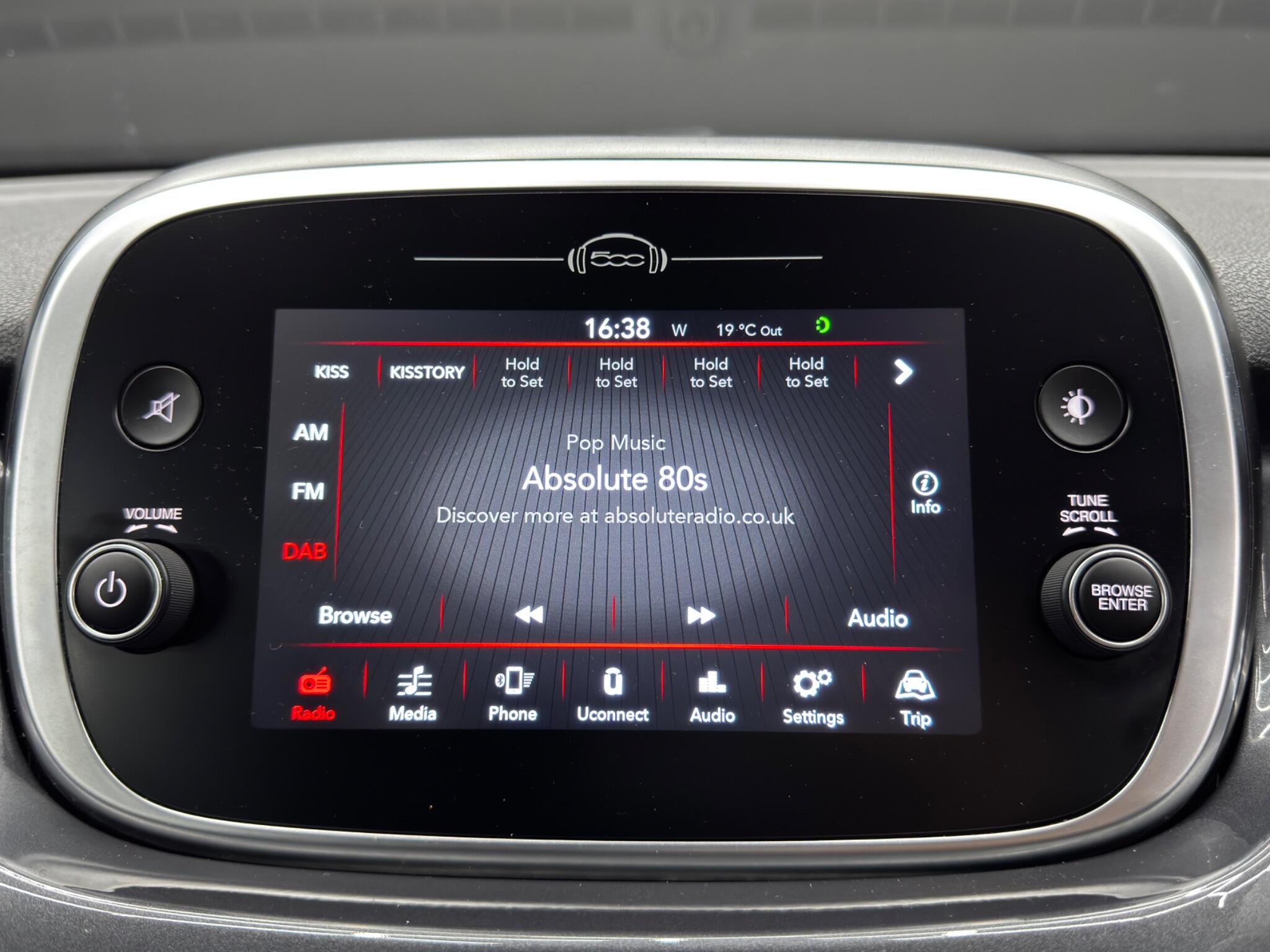 Fiat 500x view 27