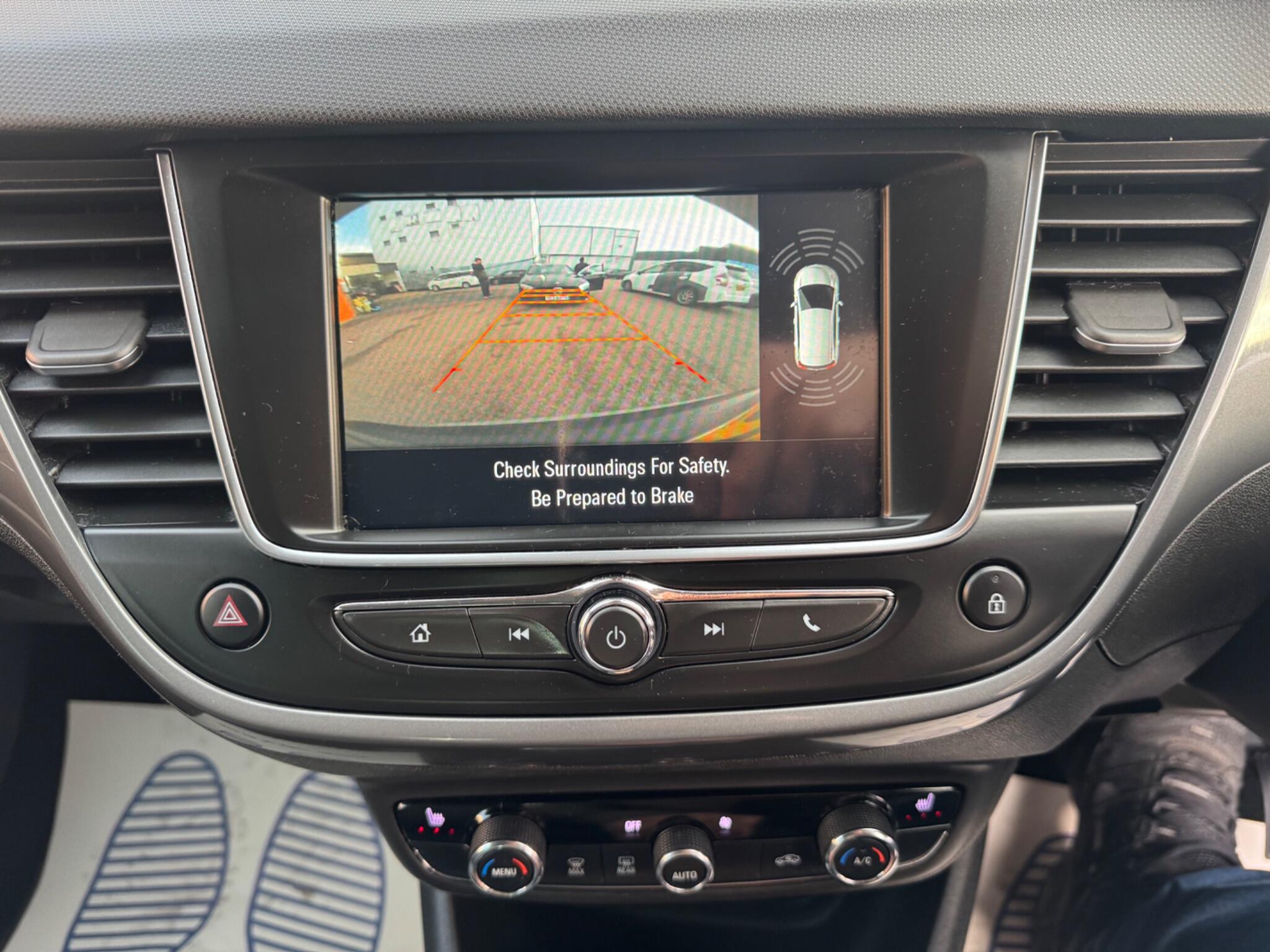 Vauxhall Crossland view 15