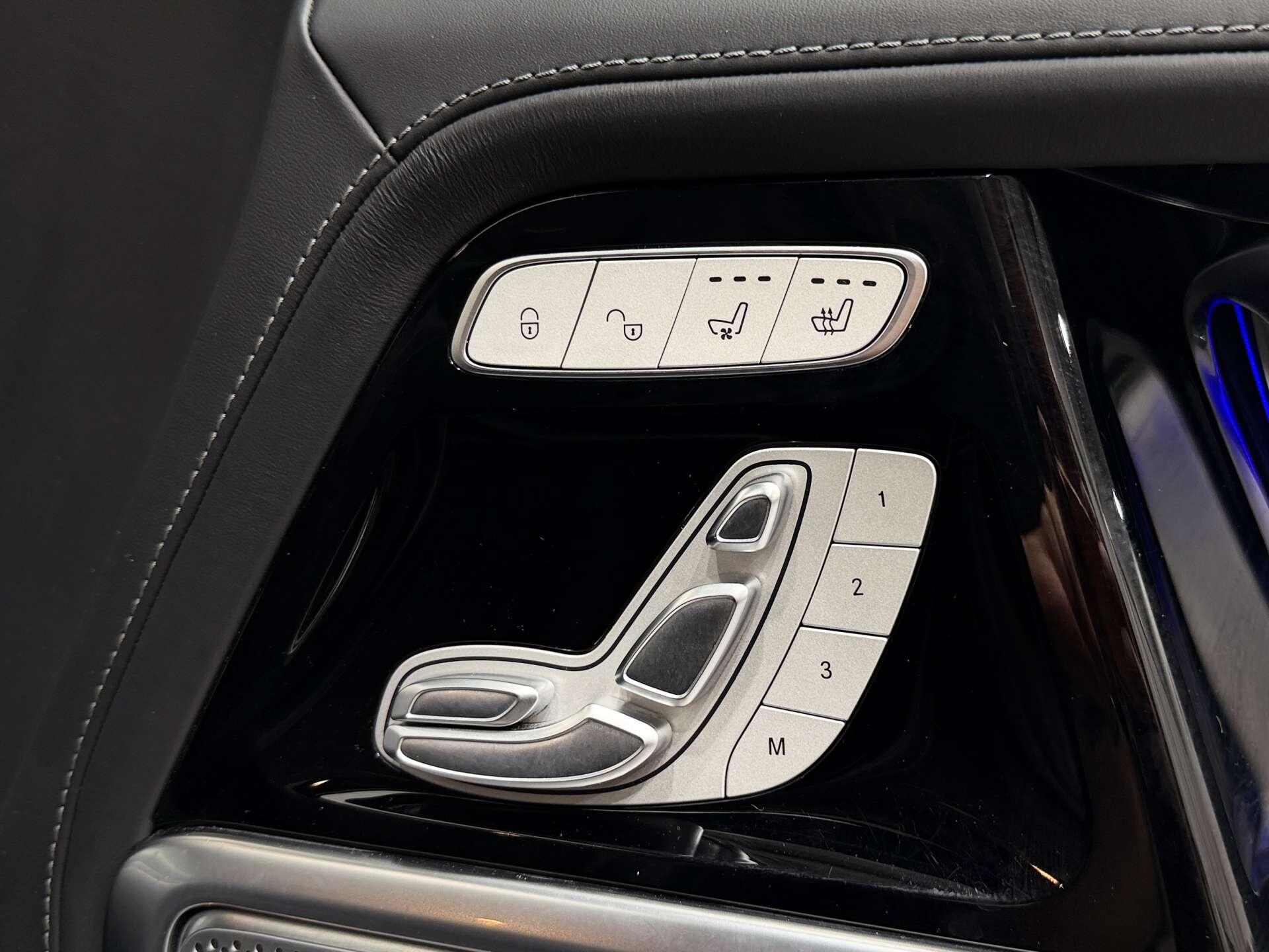 Mercedes-Benz G-Class view 48
