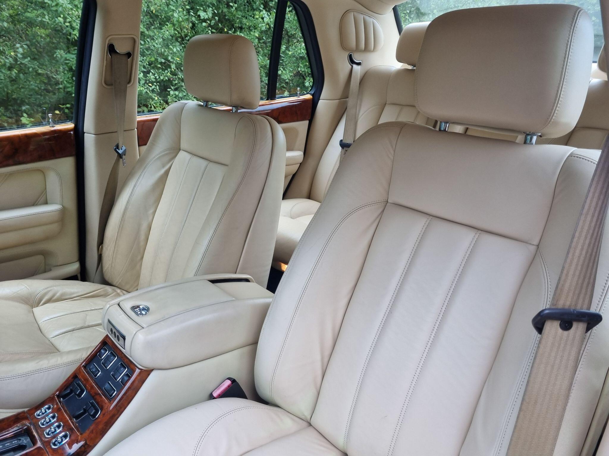 Bentley Arnage view 12