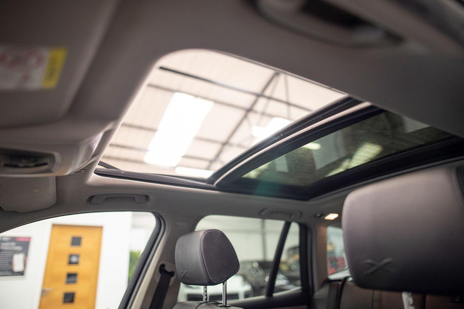 BMW X3 view 85