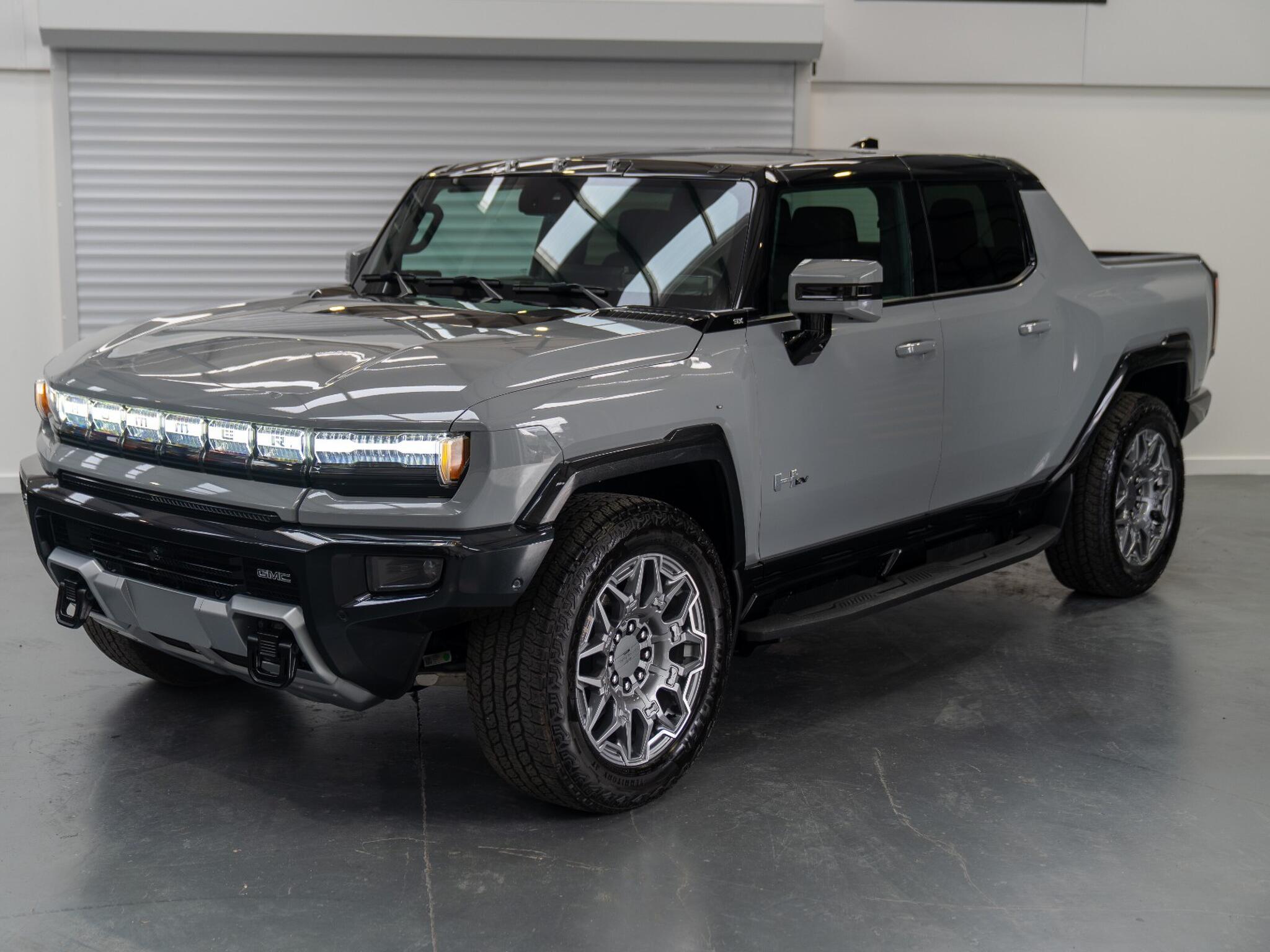 Hummer H3 view 3