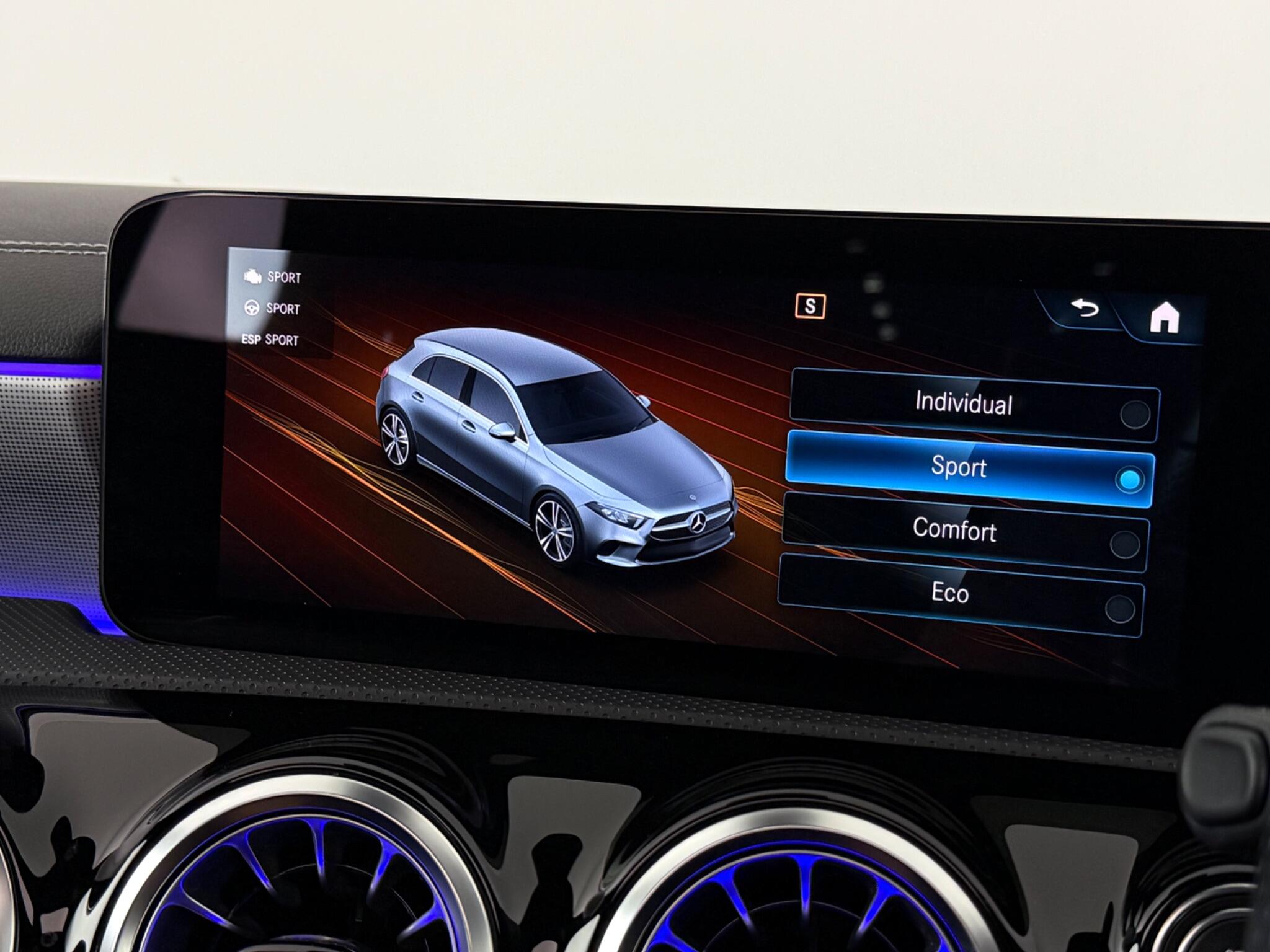 Mercedes-Benz A-Class view 28