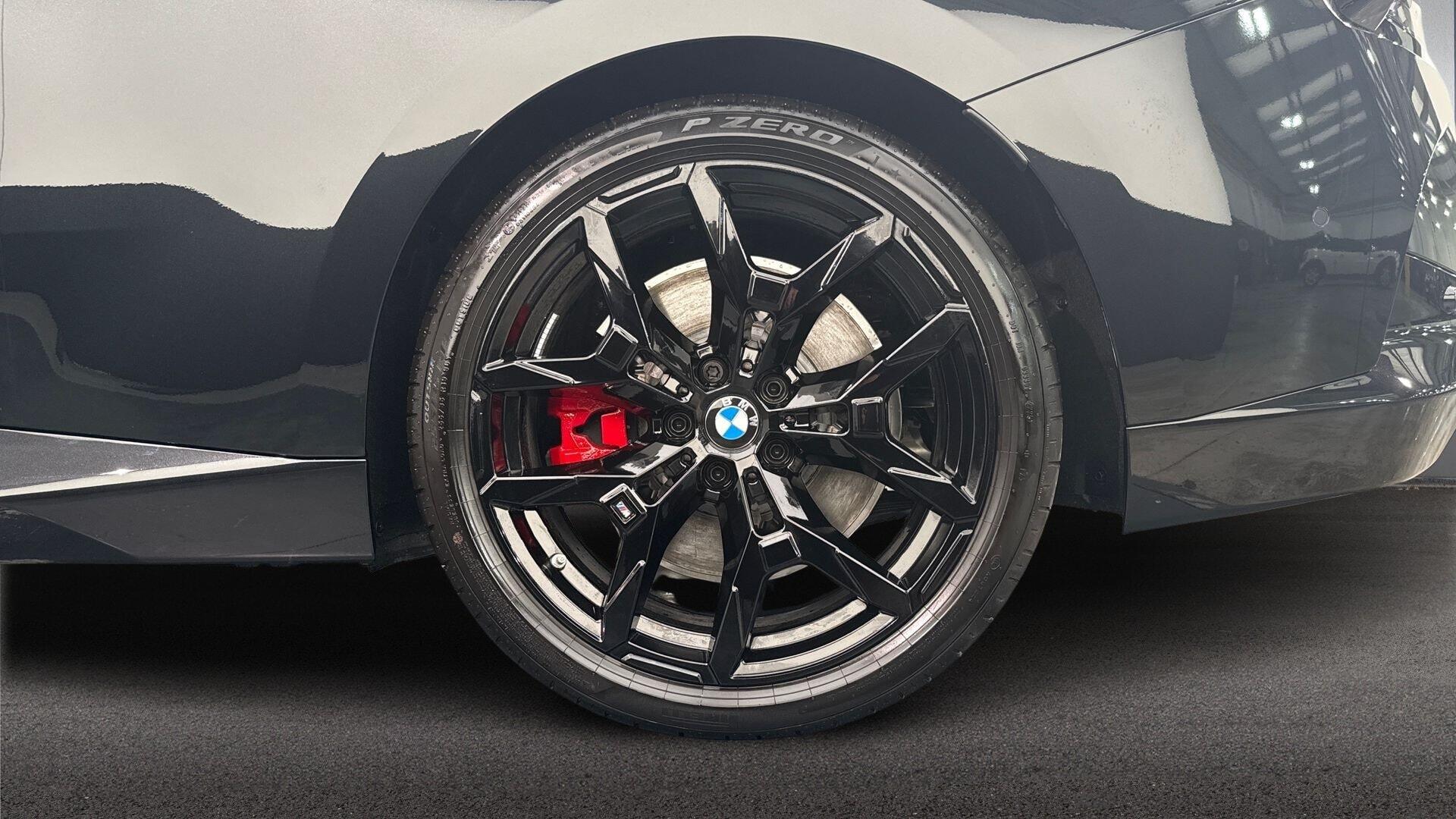 BMW 2 Series view 14