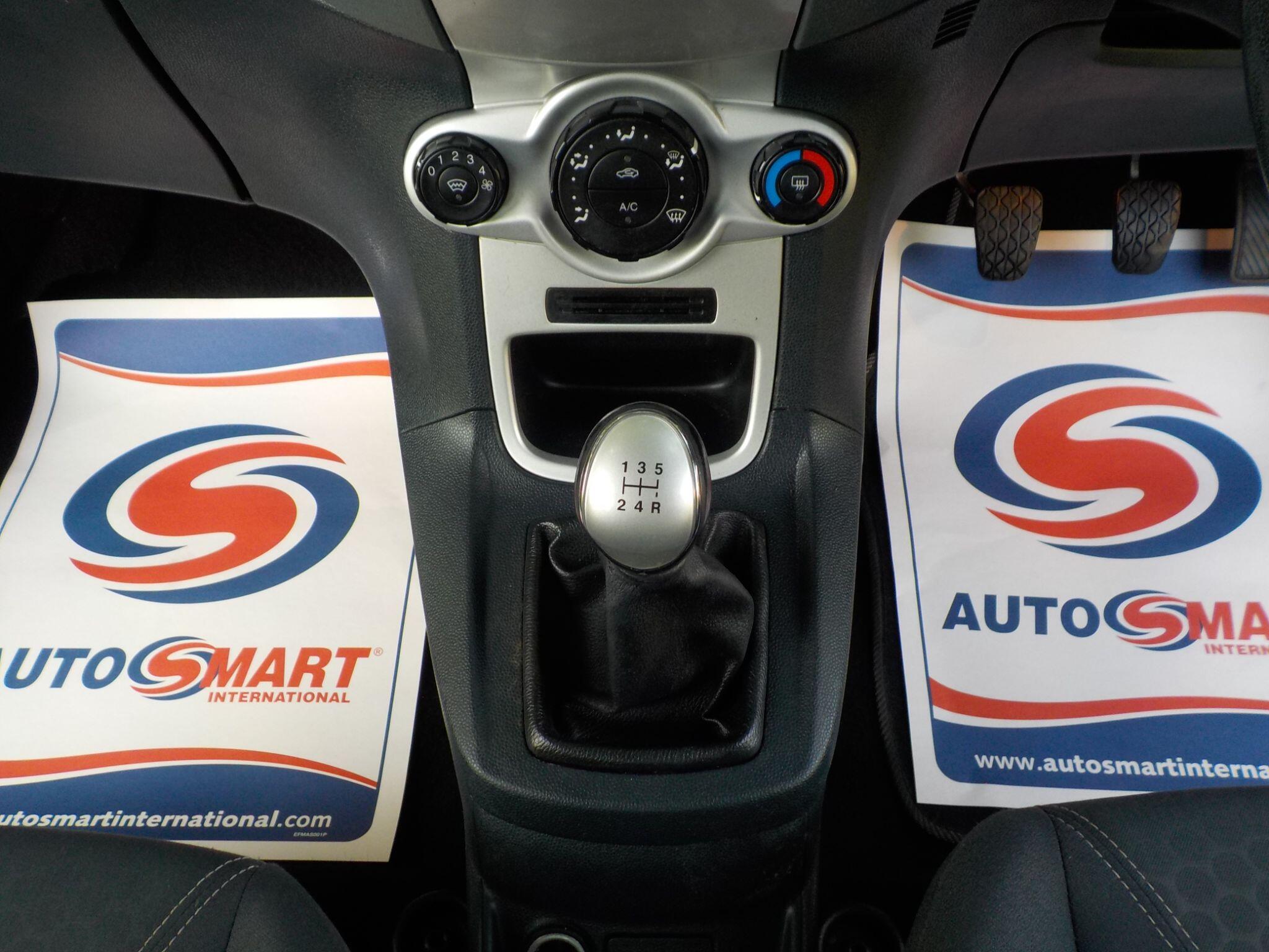 Ford Fiesta 1.25 Zetec 5dr