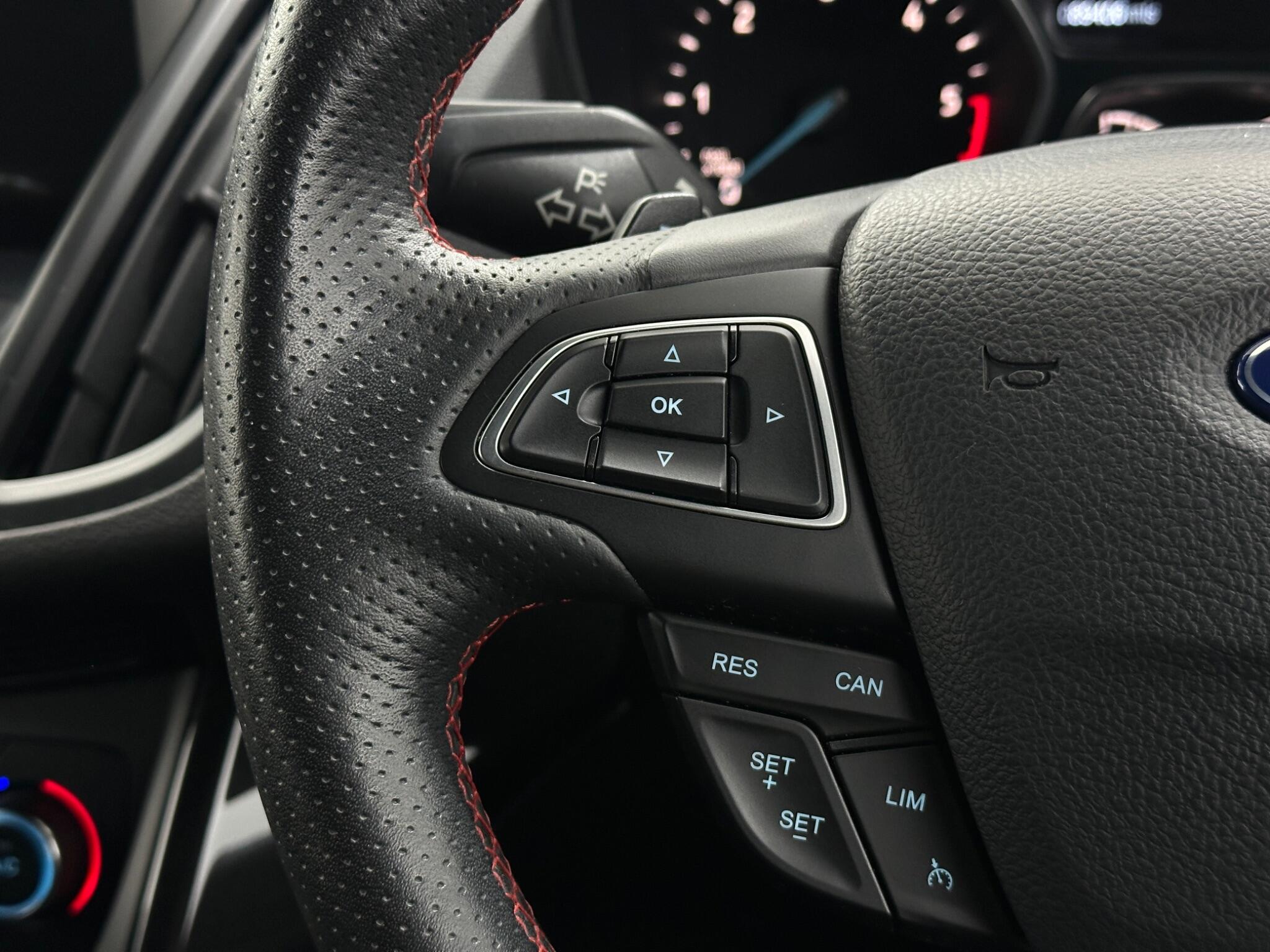Ford Kuga view 15