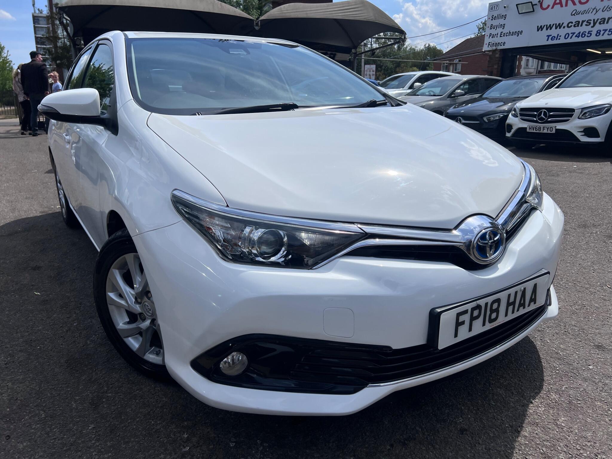 Toyota Auris view 5