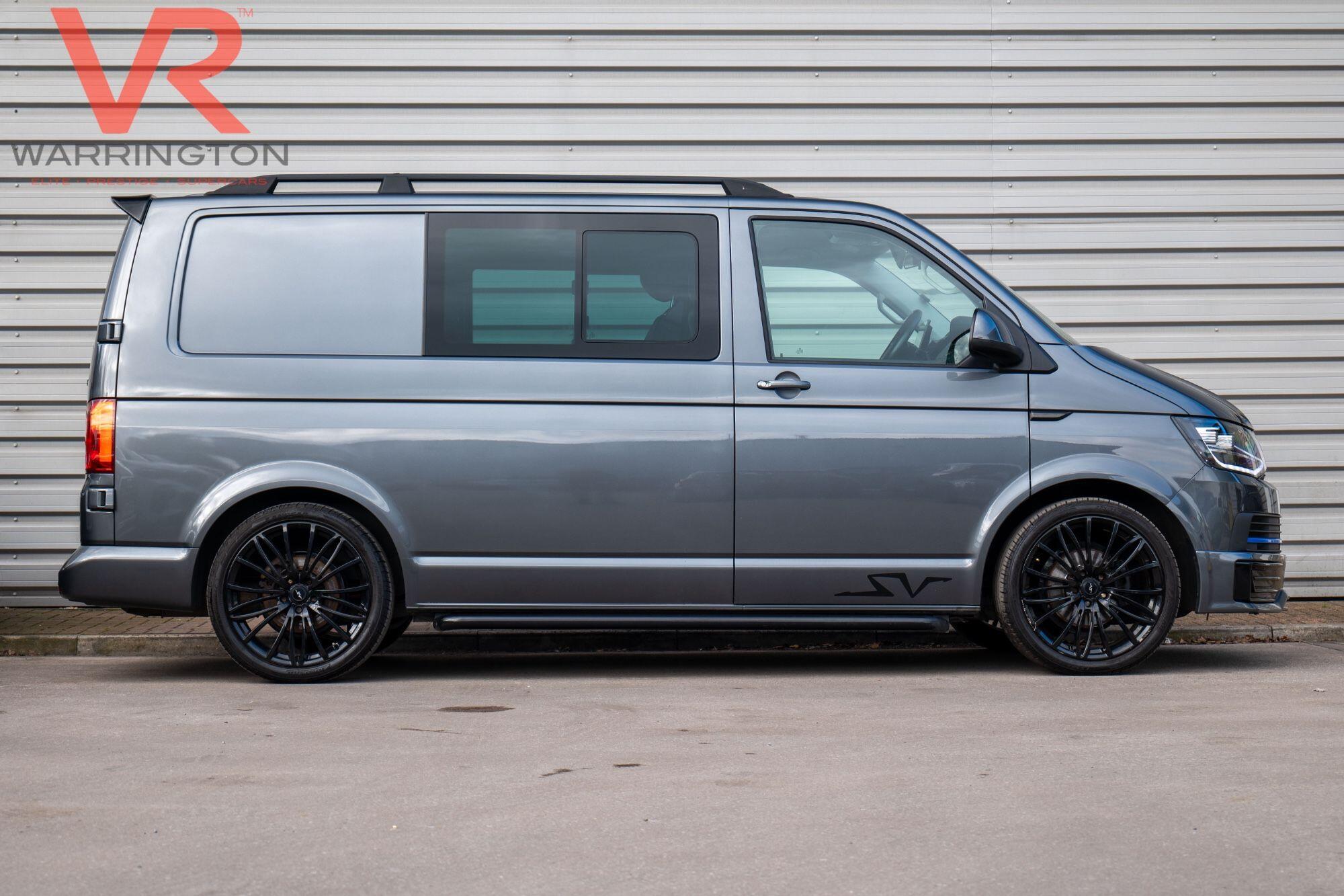 Volkswagen Transporter view 18