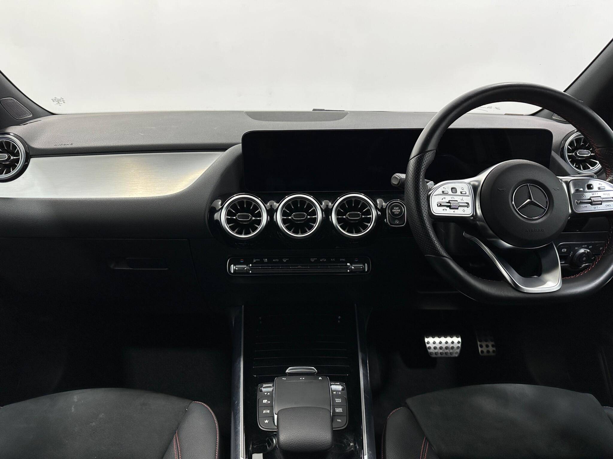 Mercedes-Benz B-Class view 21