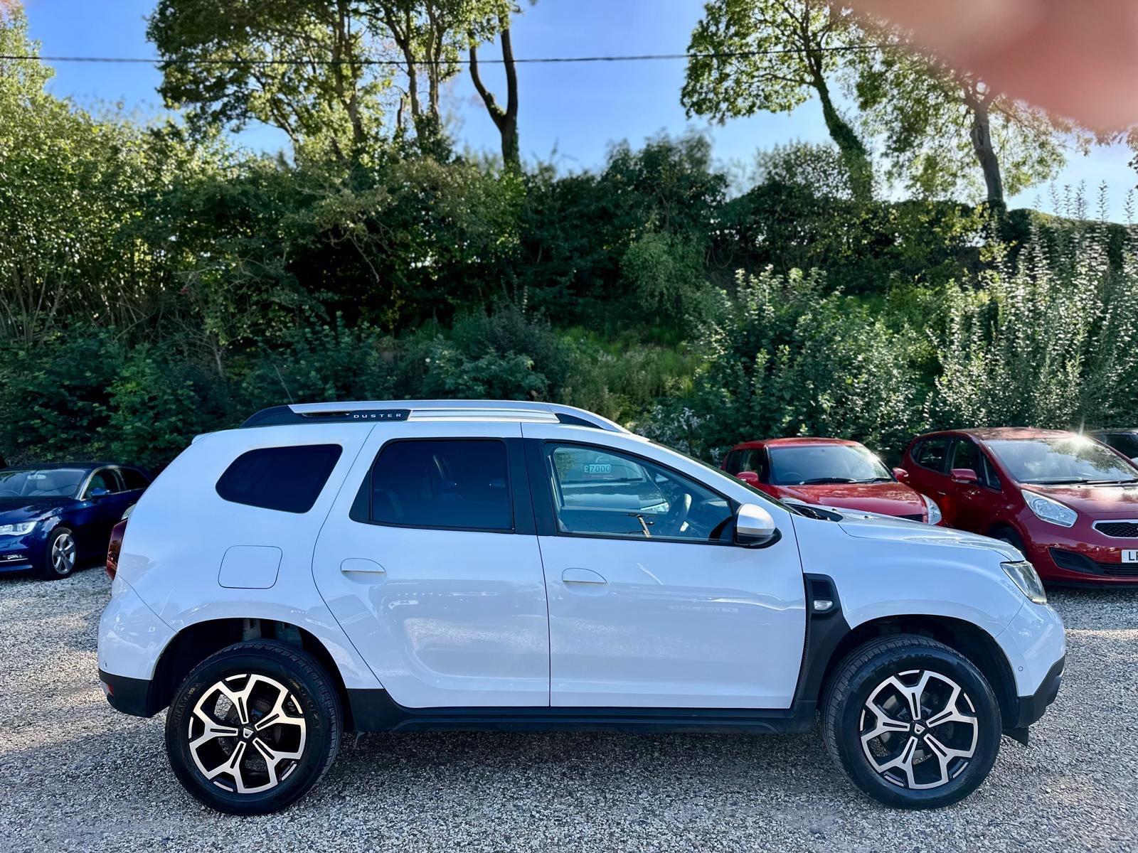 Dacia Duster view 11